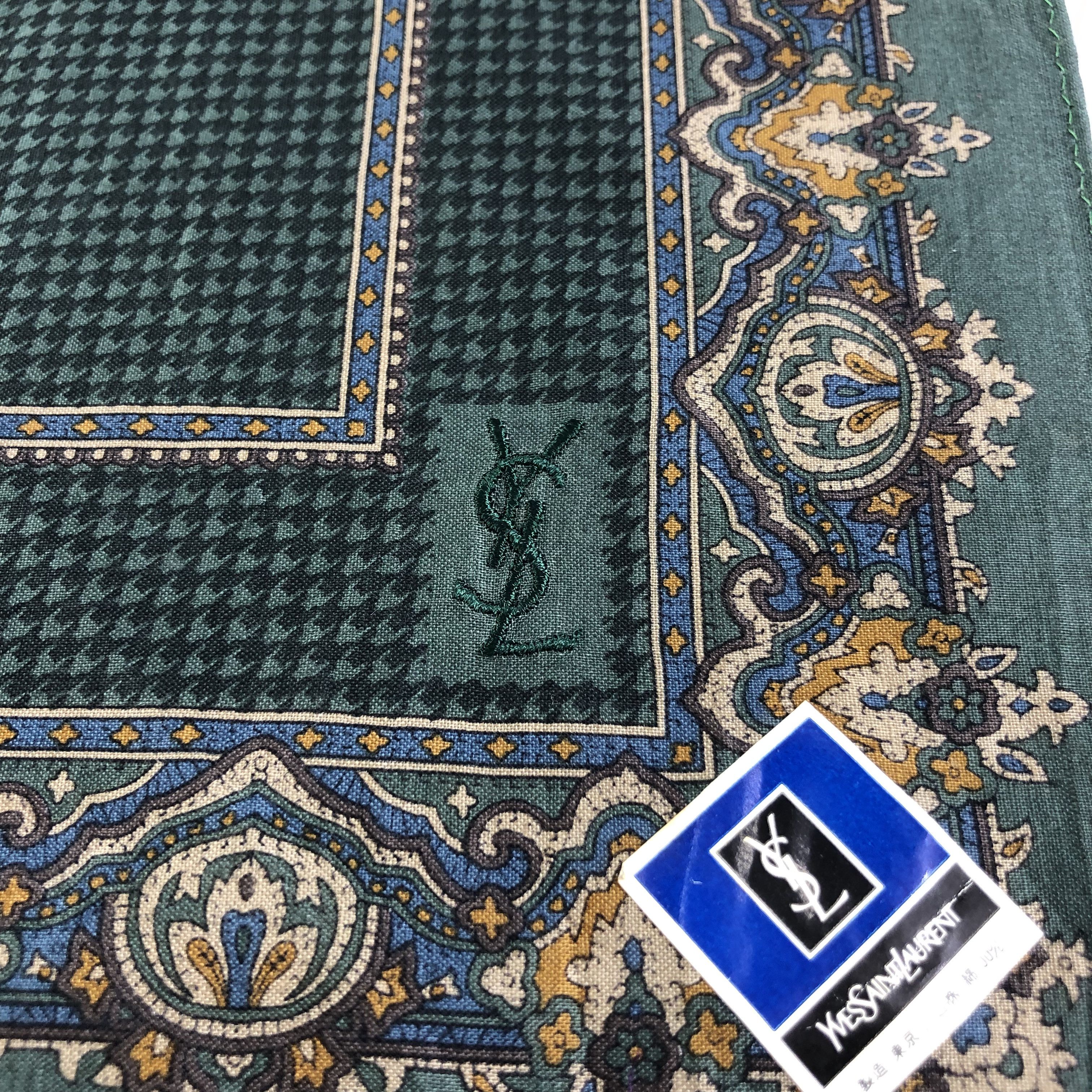 Yves Saint Laurent YSL Handkerchief Neckerchief Bandana H1634 Size ONE SIZE - 4 Thumbnail