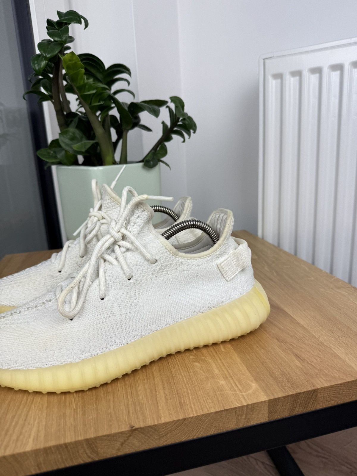 Adidas × Yeezy Yeezy 350 white Size US 8.5 / EU 41-42 - 8 Thumbnail