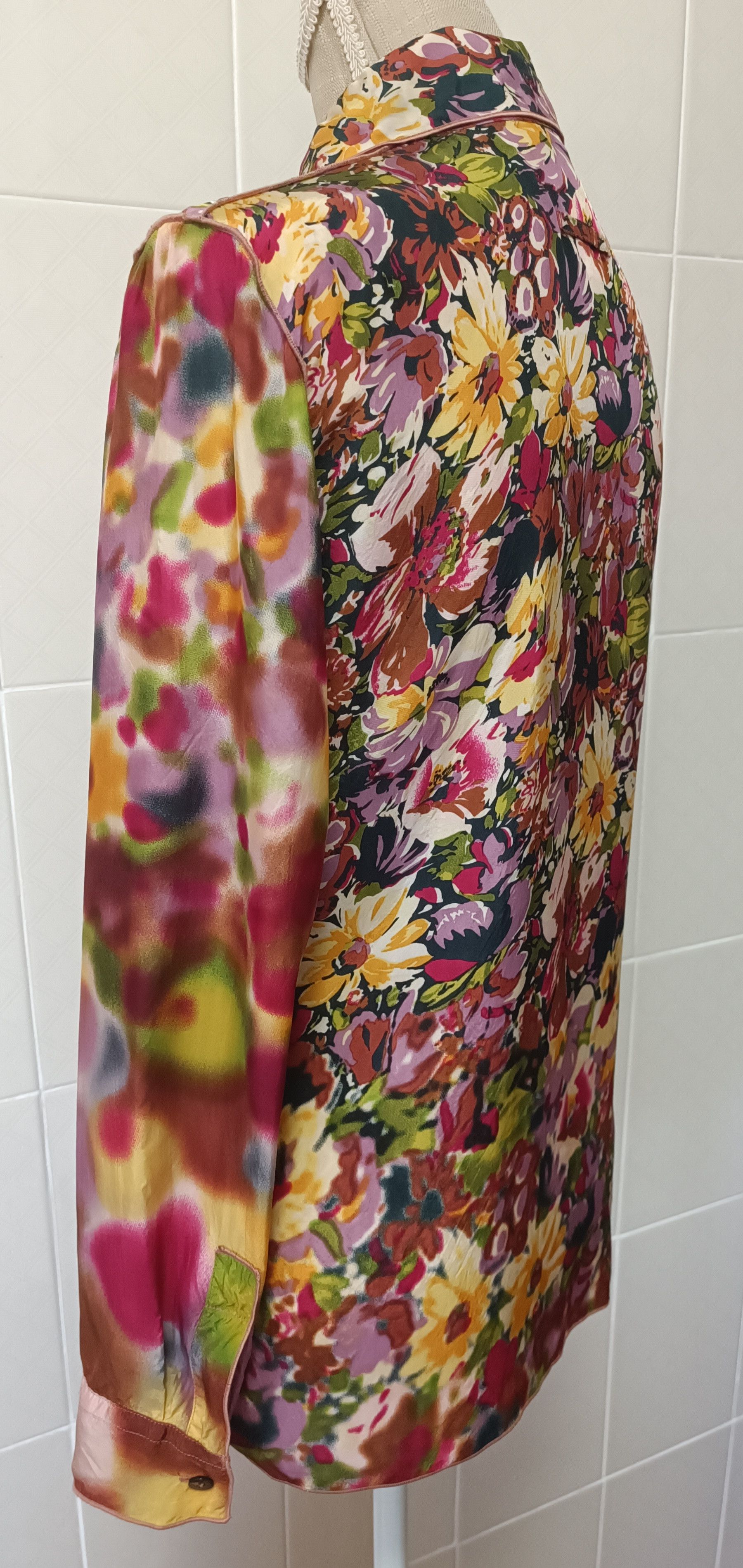 Jean Paul Gaultier SS2001- Satin flower tie-dye shirt Size M / US 6-8 / IT 42-44 - 12 Thumbnail