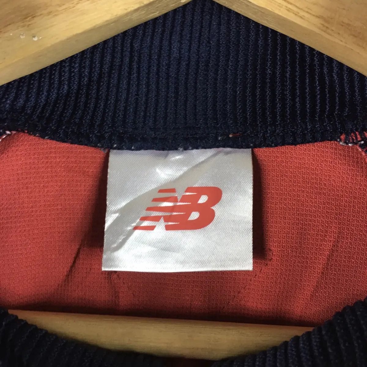 New Balance Vtg NEW BALANCE Basketball Sweater Jacket Trench Hoodi Size US L / EU 52-54 / 3 - 4 Thumbnail