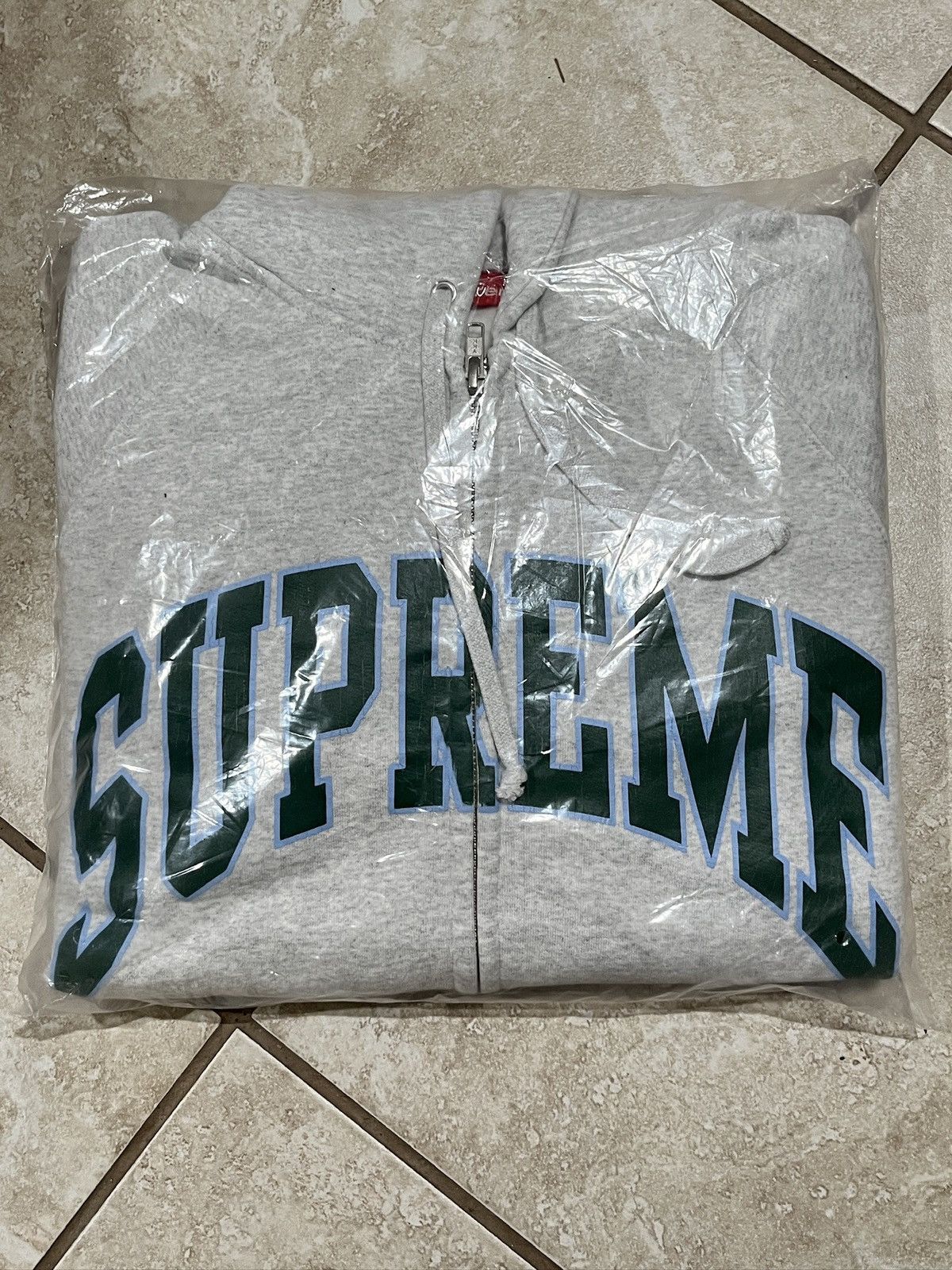 Supreme Supreme Cracked Raglan Zip Up Hooded Sweatshirt Ash Grey Size US M / EU 48-50 / 2 - 4 Thumbnail