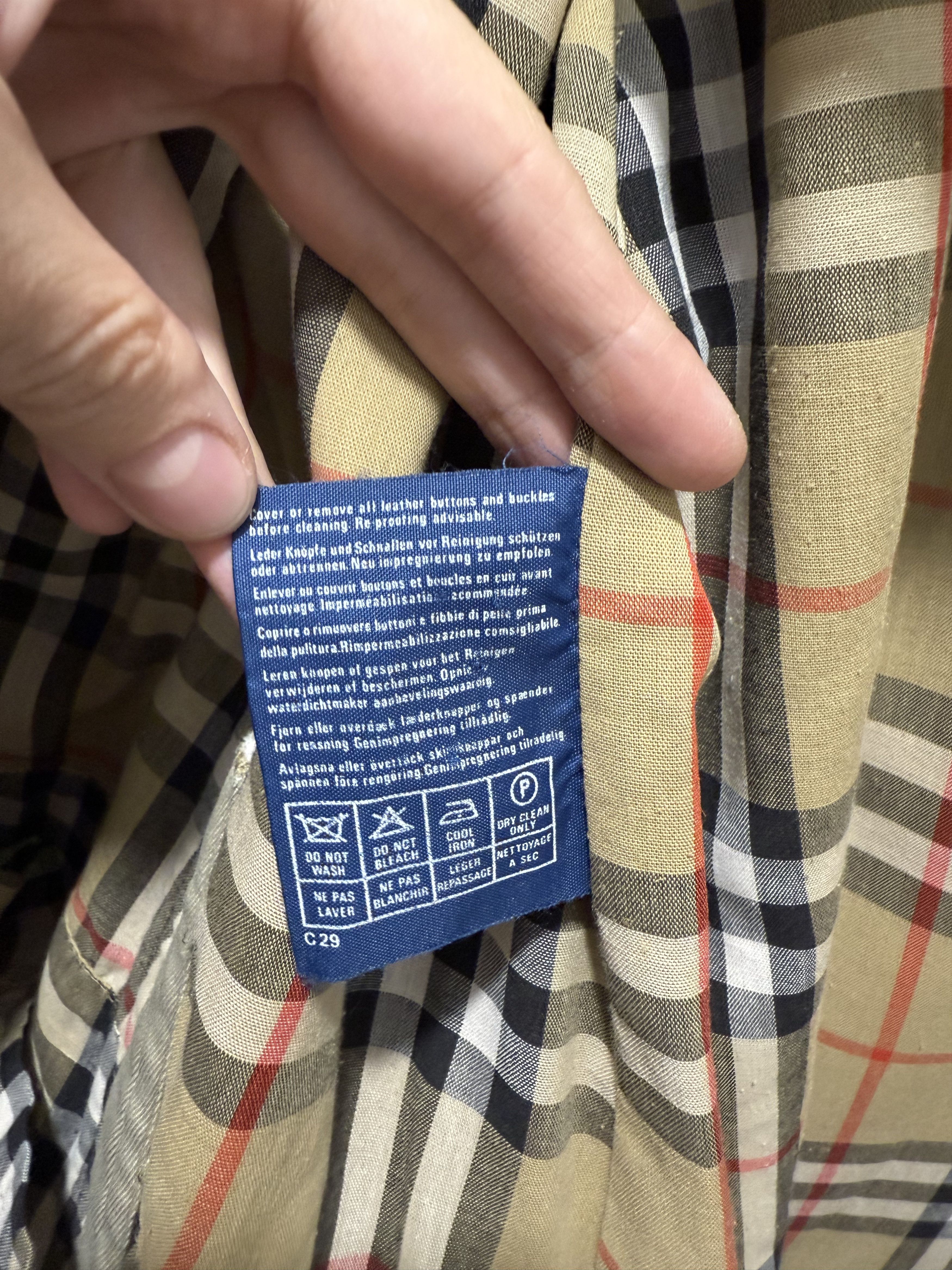 Burberry Men's Vintage Burberry Nova Check Trench Coat Jacket Size US XL / EU 56 / 4 - 7 Thumbnail
