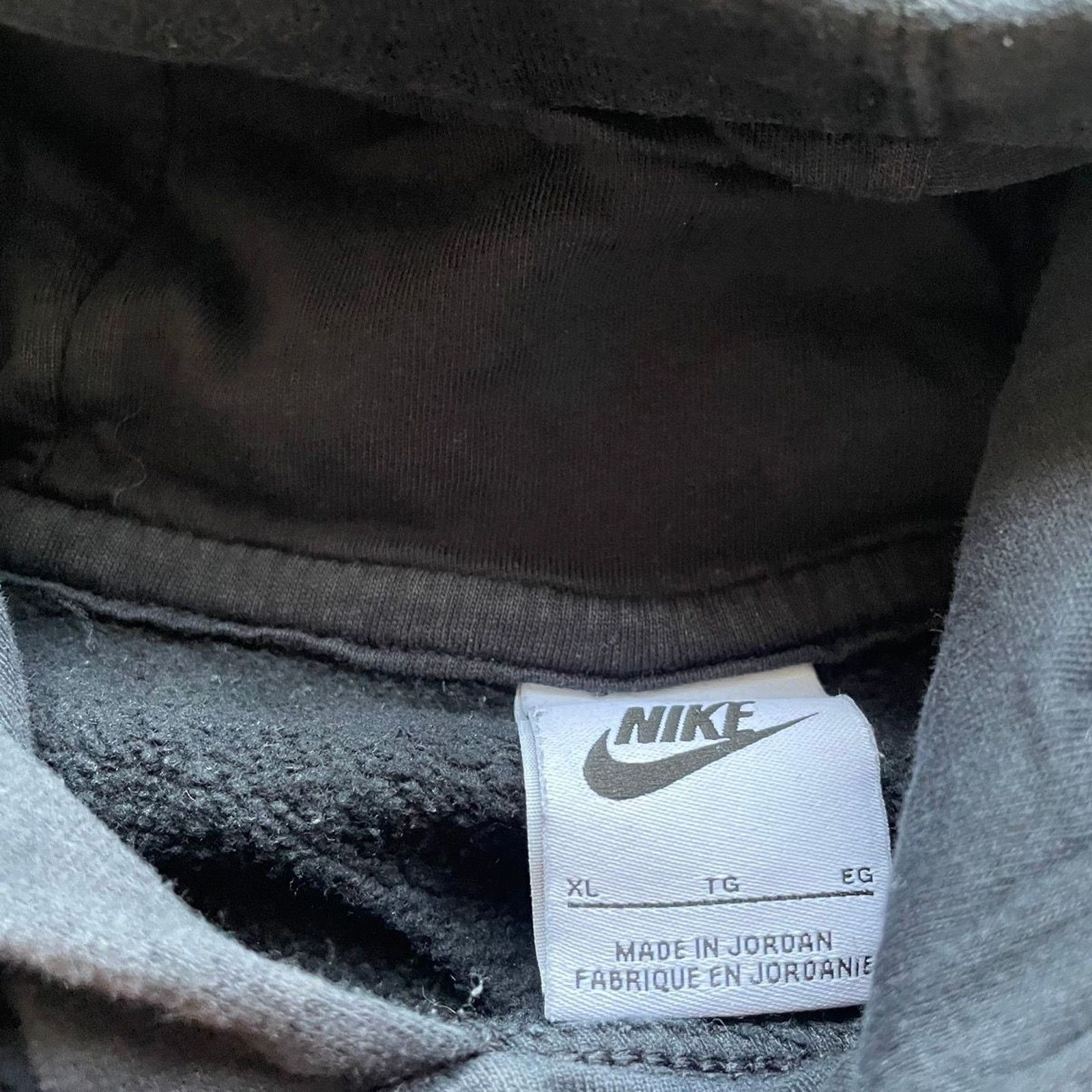 Nike Vintage Y2K Nike Sportswear Swoosh Hoodie Size XL Black Rare Size US XL / EU 56 / 4 - 4 Thumbnail