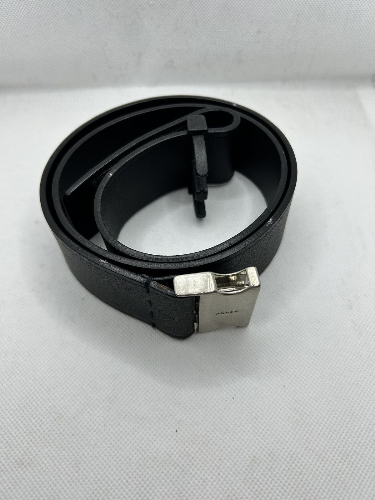 Prada Rare Prada Auth black leather belt with safety buckle. Size 34 - 5 Thumbnail