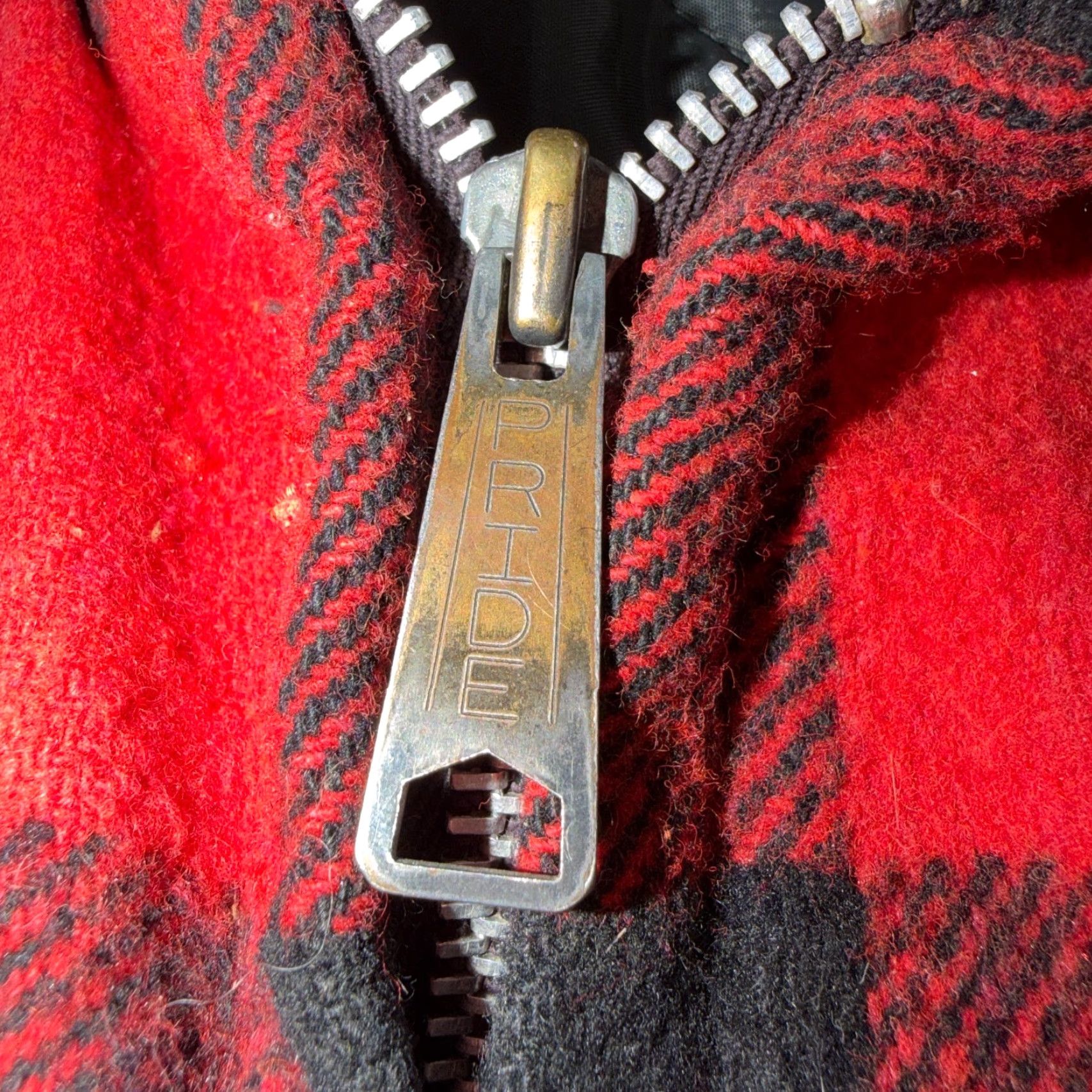 Vintage VINTAGE Mackinaw Jacket Buffalo Plaid Cotton Lined Insulated Zip Up Men M Red 1960s 60s Winter Coat Mens Size US M / EU 48-50 / 2 - 3 Thumbnail