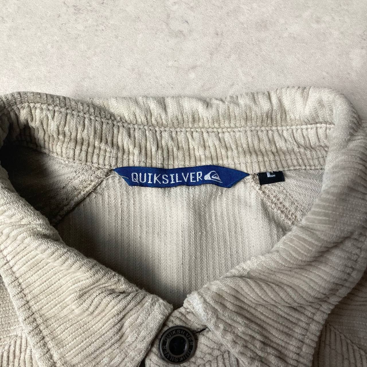 Quiksilver Vintage Quiksilver Surfboards Corduroy Button Up Shirt Size US L / EU 52-54 / 3 - 5 Thumbnail