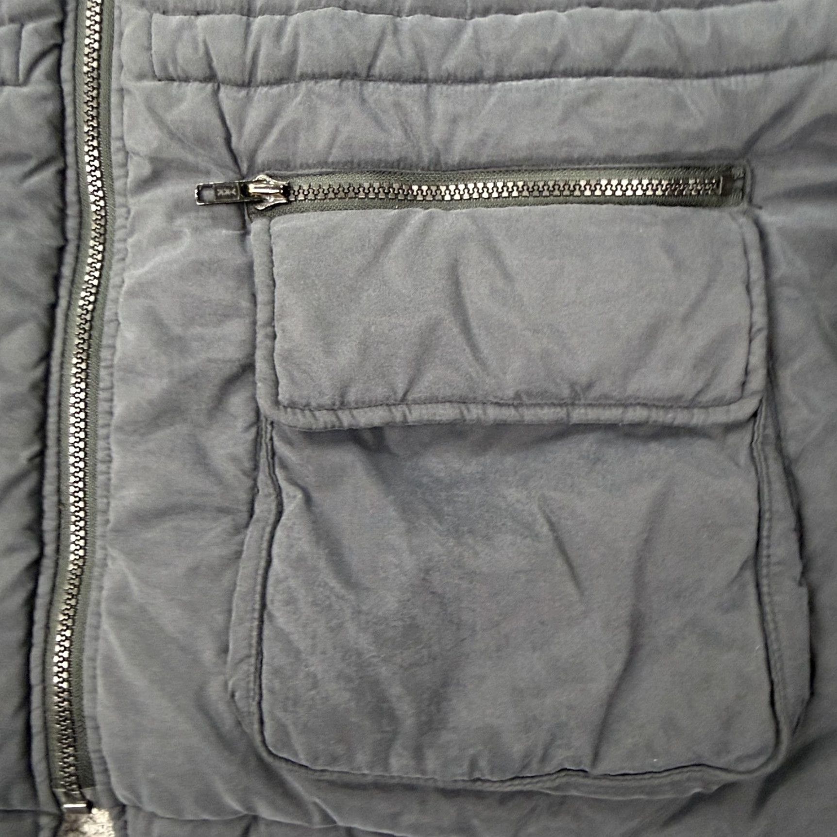 Talbots VINTAGE Talbots Jacket Womens Large Gray Quilted Puffer Faux Fur Collar Zip Pockets Size L / US 10 / IT 46 - 3 Thumbnail