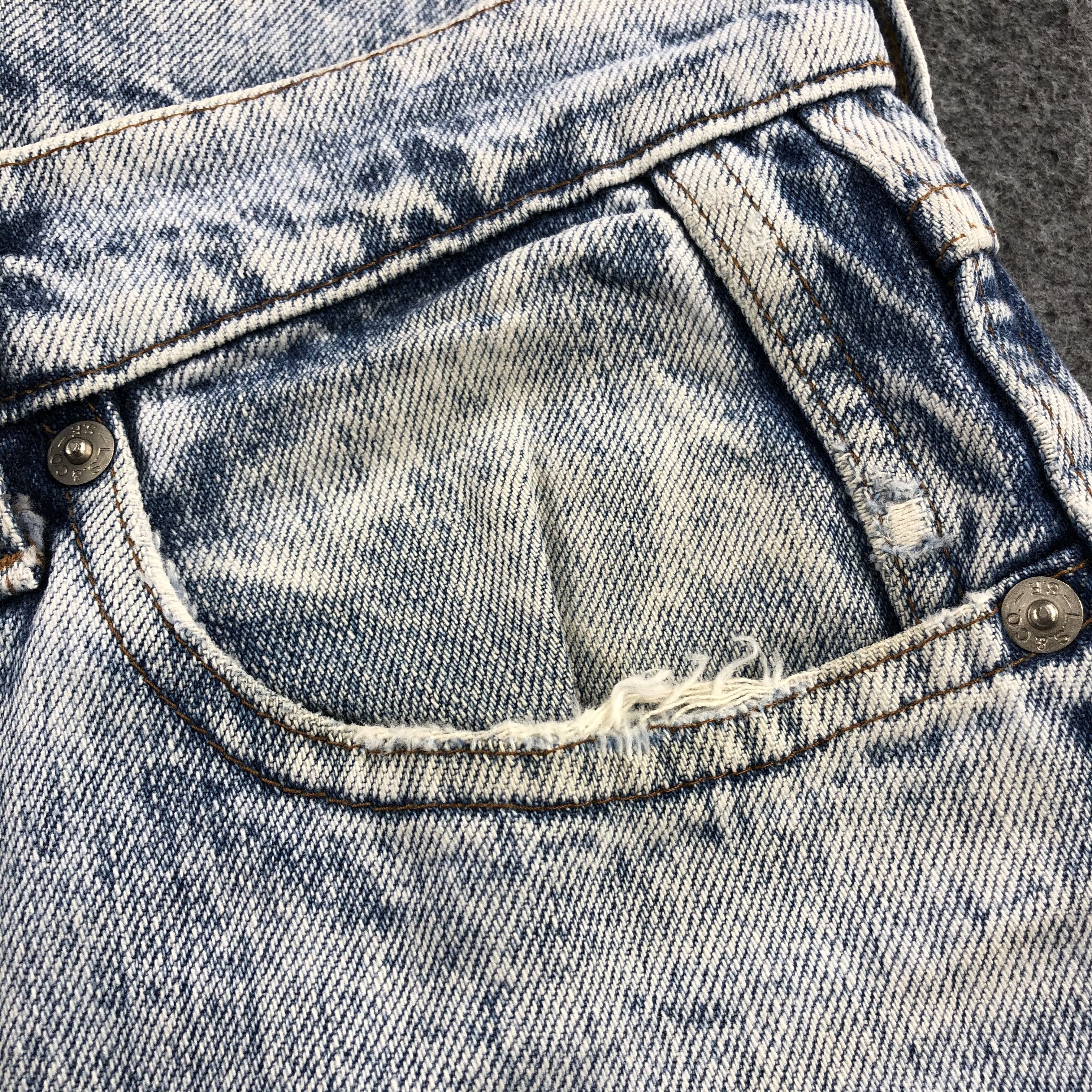 Levi's 90s Vintage Light Wash Levis Jeans-J1784 Size US 28 / EU 44 - 10 Thumbnail