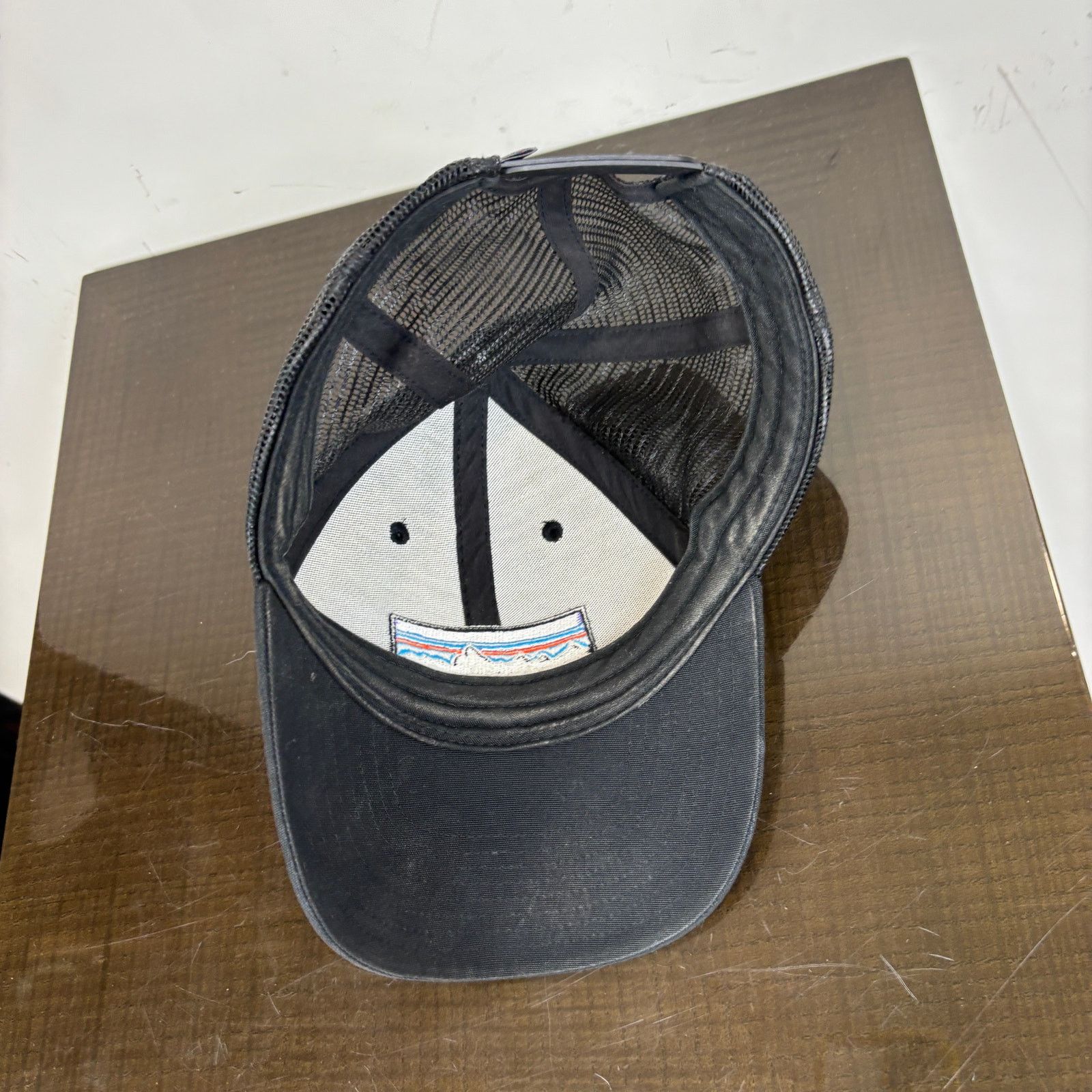 Patagonia Patagonia P-6 Logo Mesh Trucker Hat Snapback Gorpcore Size ONE SIZE - 7 Thumbnail