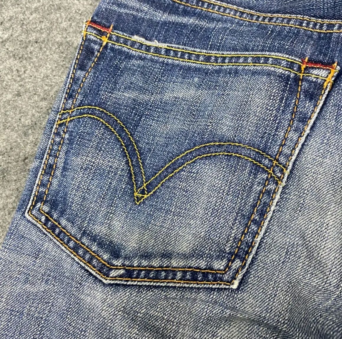 Levi's Vintage Levis Lot 707 Denim Flare Jeans Size US 30 / EU 46 - 10 Thumbnail