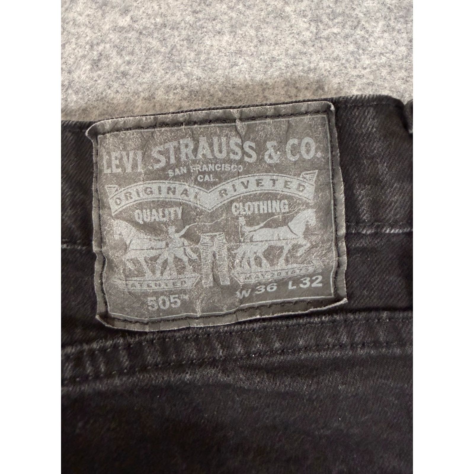 Levi's VINTAGE Levi’s 505 Jeans Mens 36x32 Black Denim Straight Leg Stretch 5-Pocket Design Streetwear 505 Model Mens Jeans Size US 36 / EU 52 - 5 Thumbnail