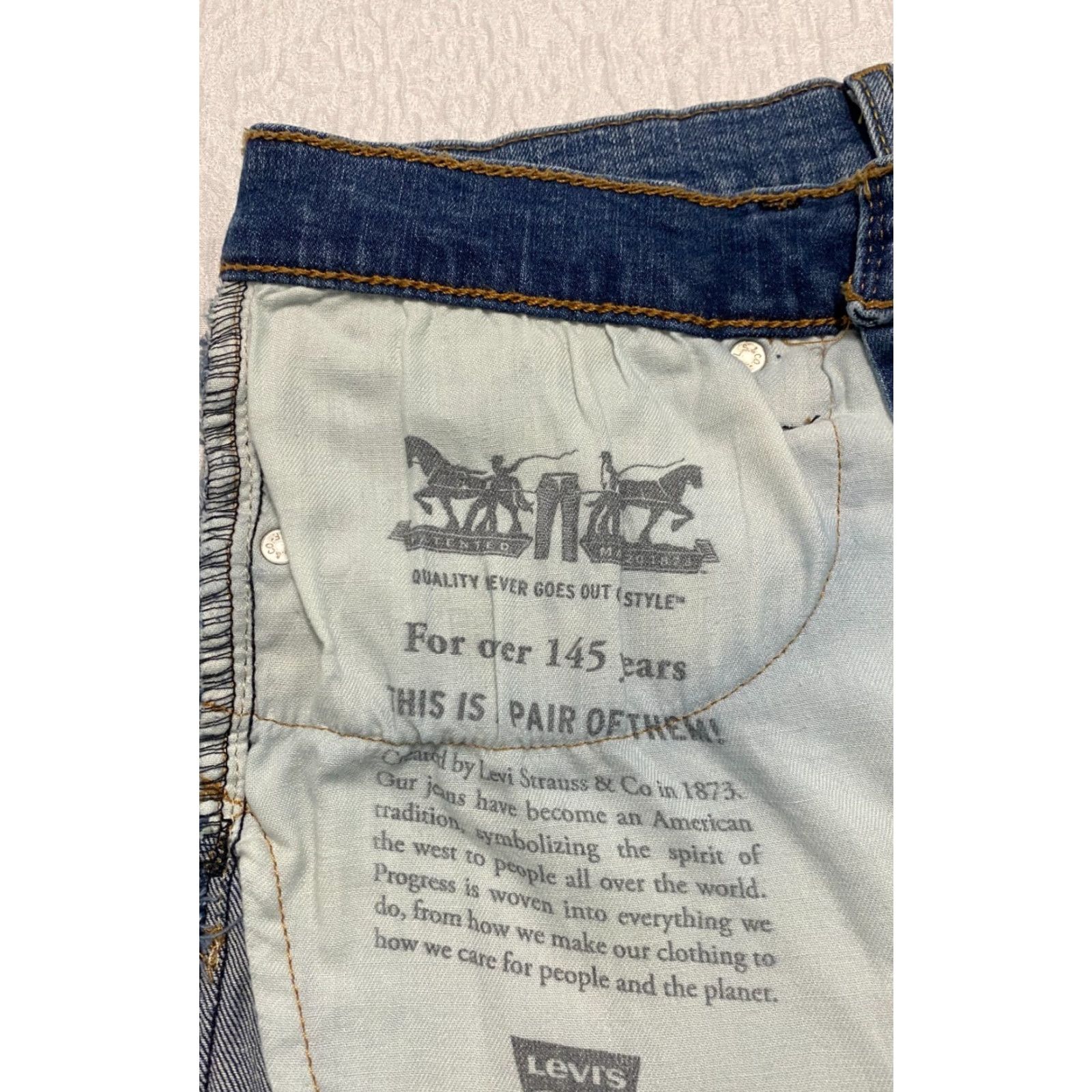 Levi's VINTAGE Levi's 511 Slim Jeans Mens 31x32 Blue Denim Stretch 5-Pocket Design Mid Rise Size US 31 - 7 Thumbnail