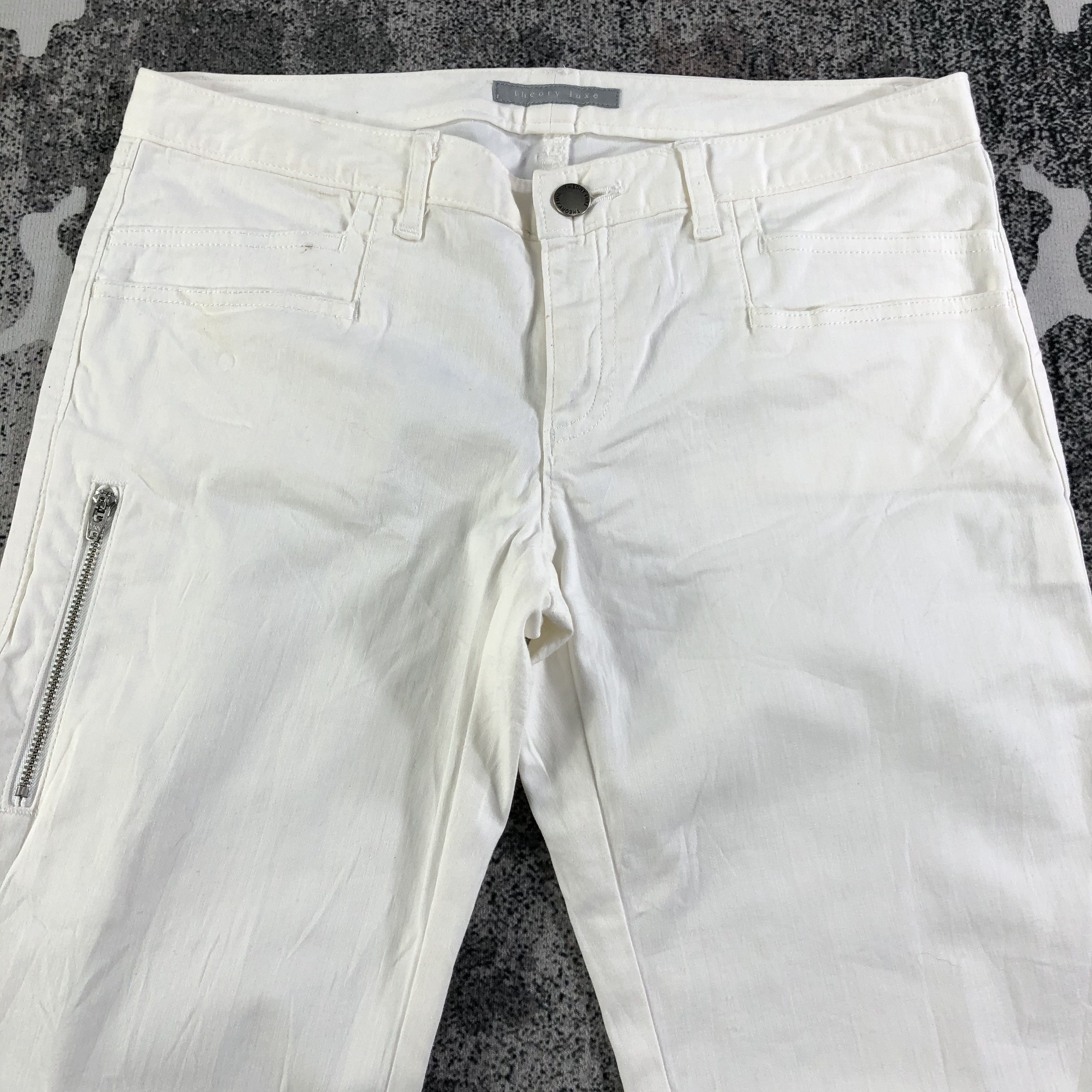 Japanese Brand Theory Zipper Pocket Flared Jeans KJ2062 Size 30" / US 8 / IT 44 - 3 Thumbnail