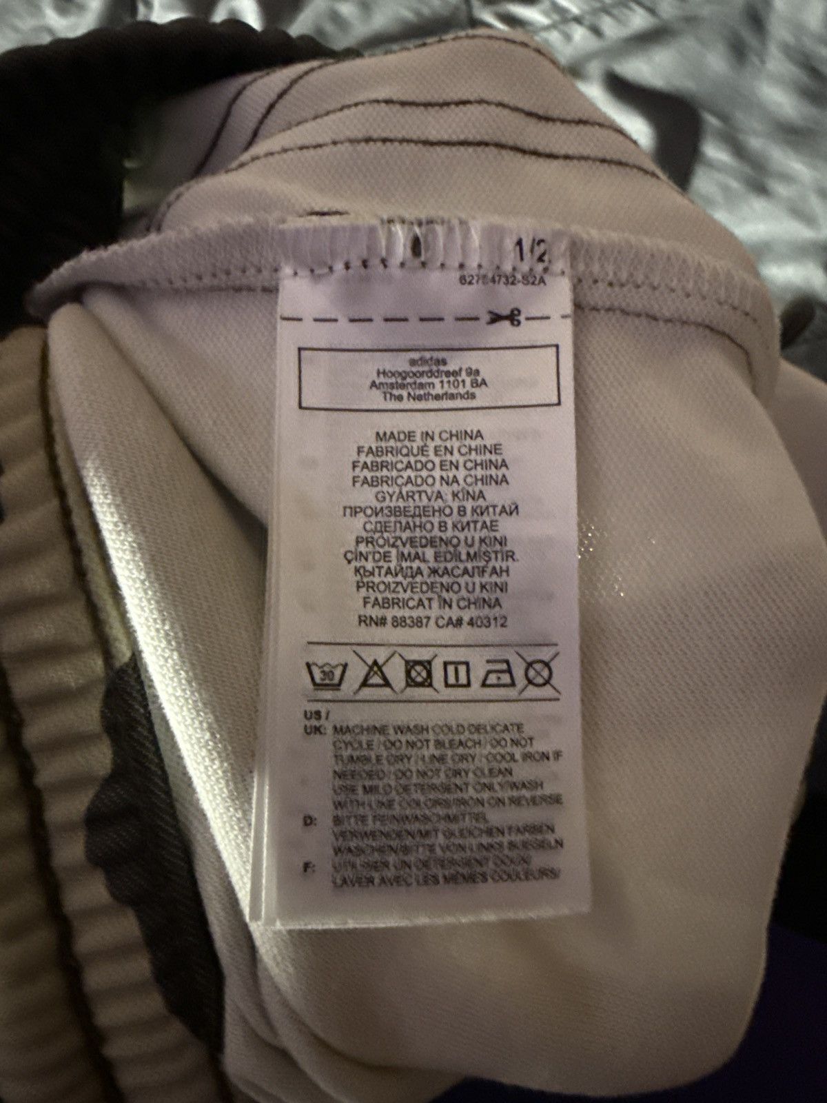 Adidas × Jeremy Scott Jermey scott x adidas track suit Size US L / EU 52-54 / 3 - 7 Thumbnail