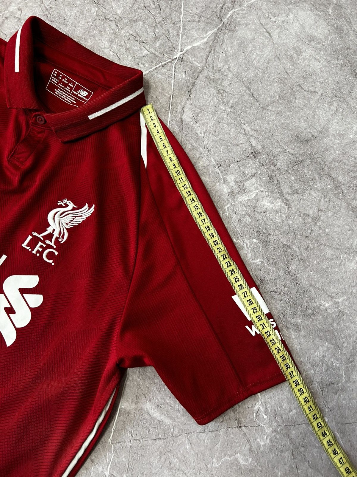 New Balance New Balance Red Liverpool Xherdan 3 Shagiri Jersey Medium Size US M / EU 48-50 / 2 - 16 Thumbnail