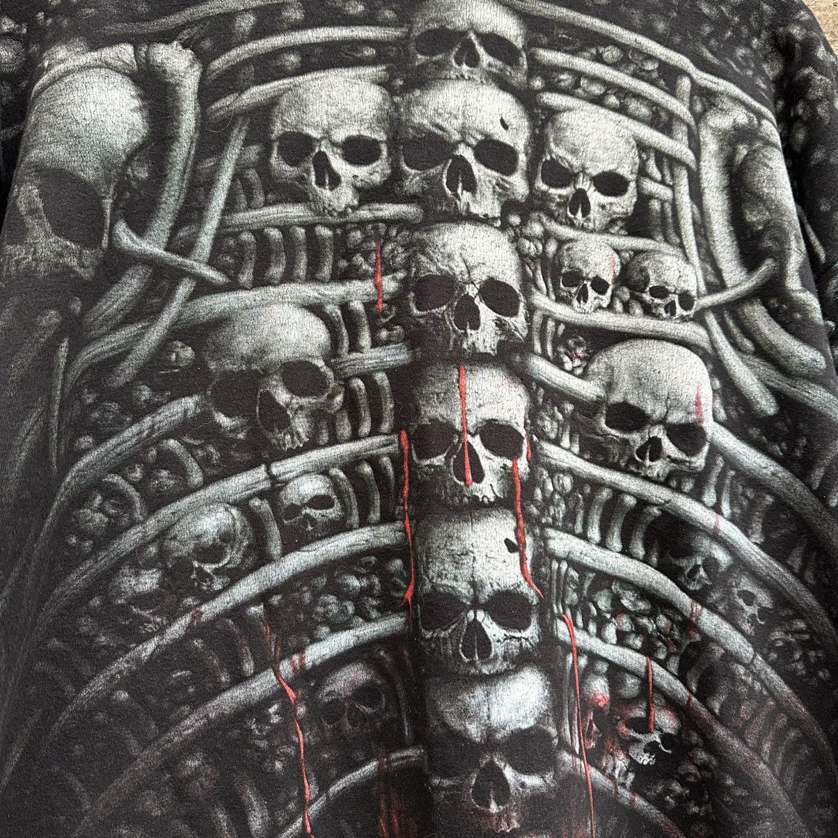 Vintage Vintage Spiral Skulls Monogram Dead Tee Size US XL / EU 56 / 4 - 5 Thumbnail