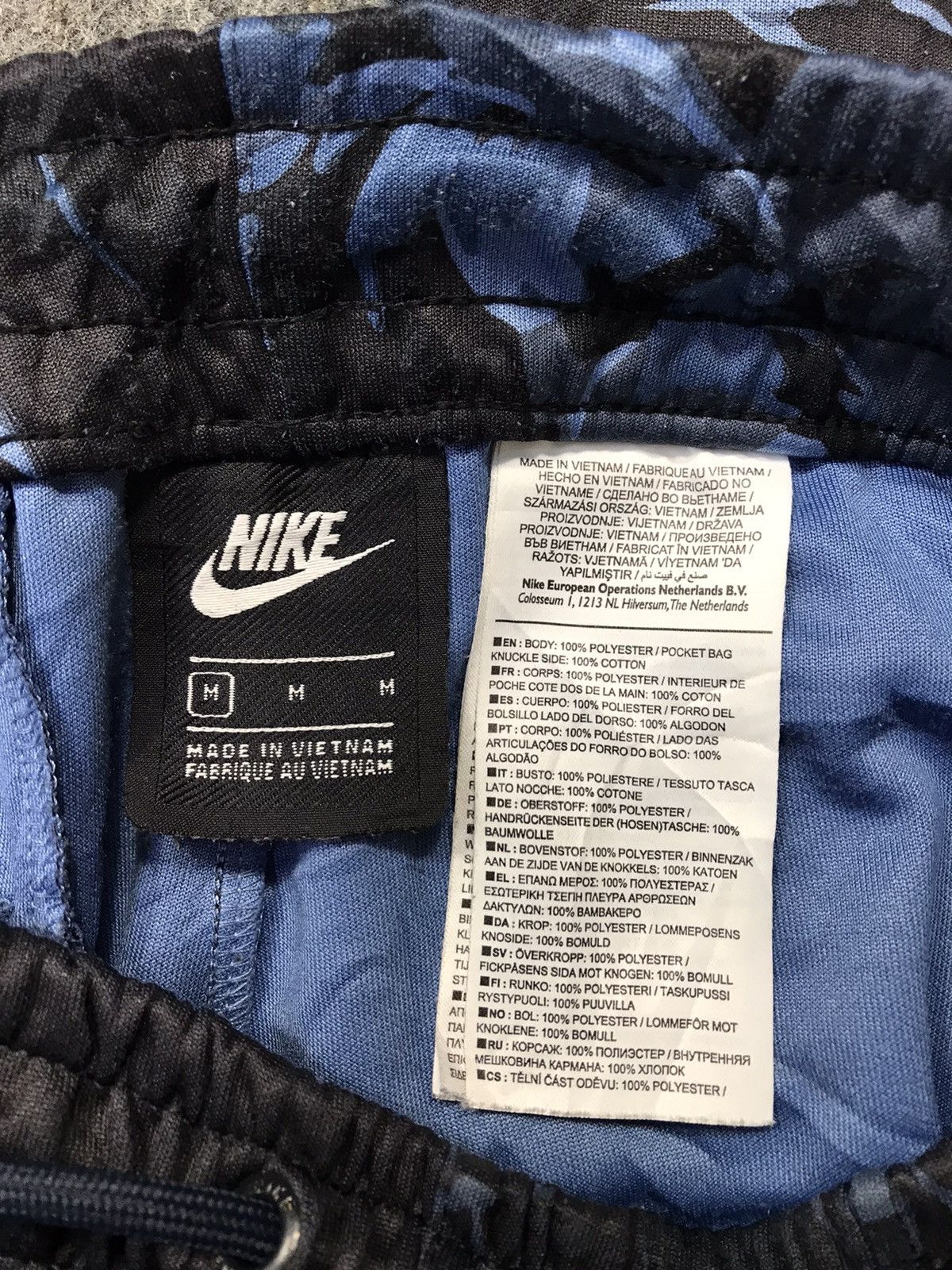 Nike Nike Sportwear Floral Tracksuit Jogger Pant Stretchable Size 30" / US 8 / IT 44 - 5 Thumbnail