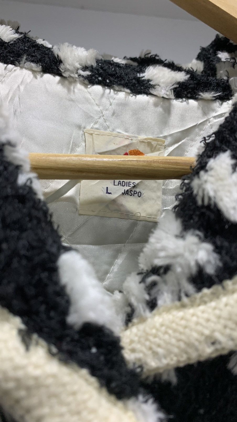 Ellesse × Japanese Brand Ellesse Navajo Fleece Quilted Winter Puffer Jacket Size L / US 10 / IT 46 - 9 Thumbnail