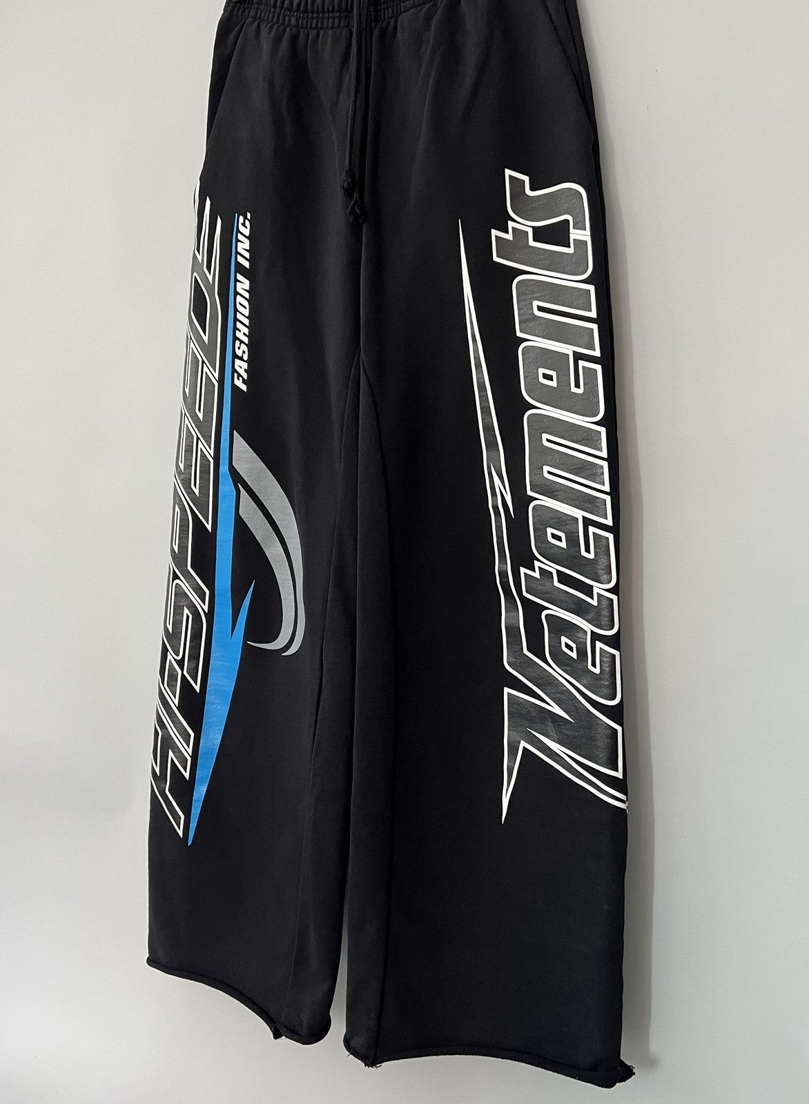 Vetements Vetements FW22 Hi-Speed Pants Black | Grailed