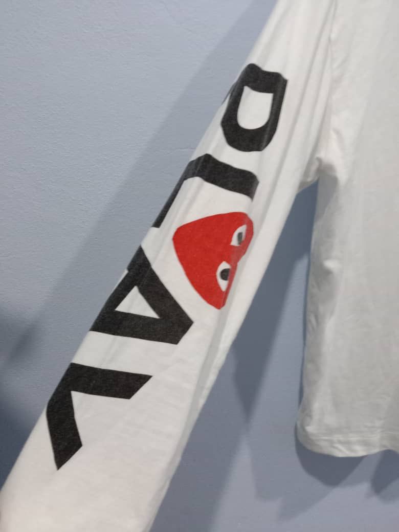 Comme des Garcons COMME DES GARCONS PLAY LONG SLEEVE SIDE LOGO TEE XL SIZE Size US L / EU 52-54 / 3 - 6 Thumbnail