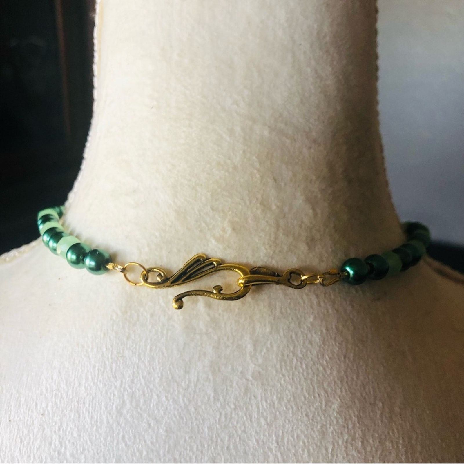 Handmade Handcrafted repurpose green stone cluster Pearl necklace Size ONE SIZE - 7 Thumbnail