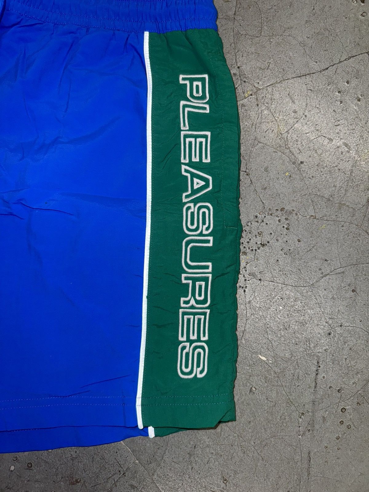 Pleasures Pleasures x Reebok Blue and Green Shorts Size US 34 / EU 50 - 2 Thumbnail