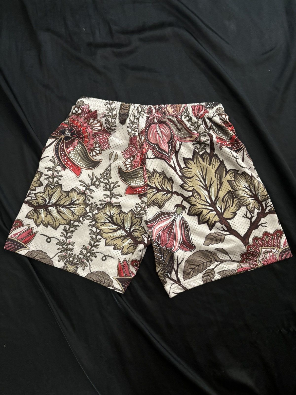 Japanese Brand Fifty2hundred Floral Shorts M Size US 32 / EU 48 - 4 Thumbnail