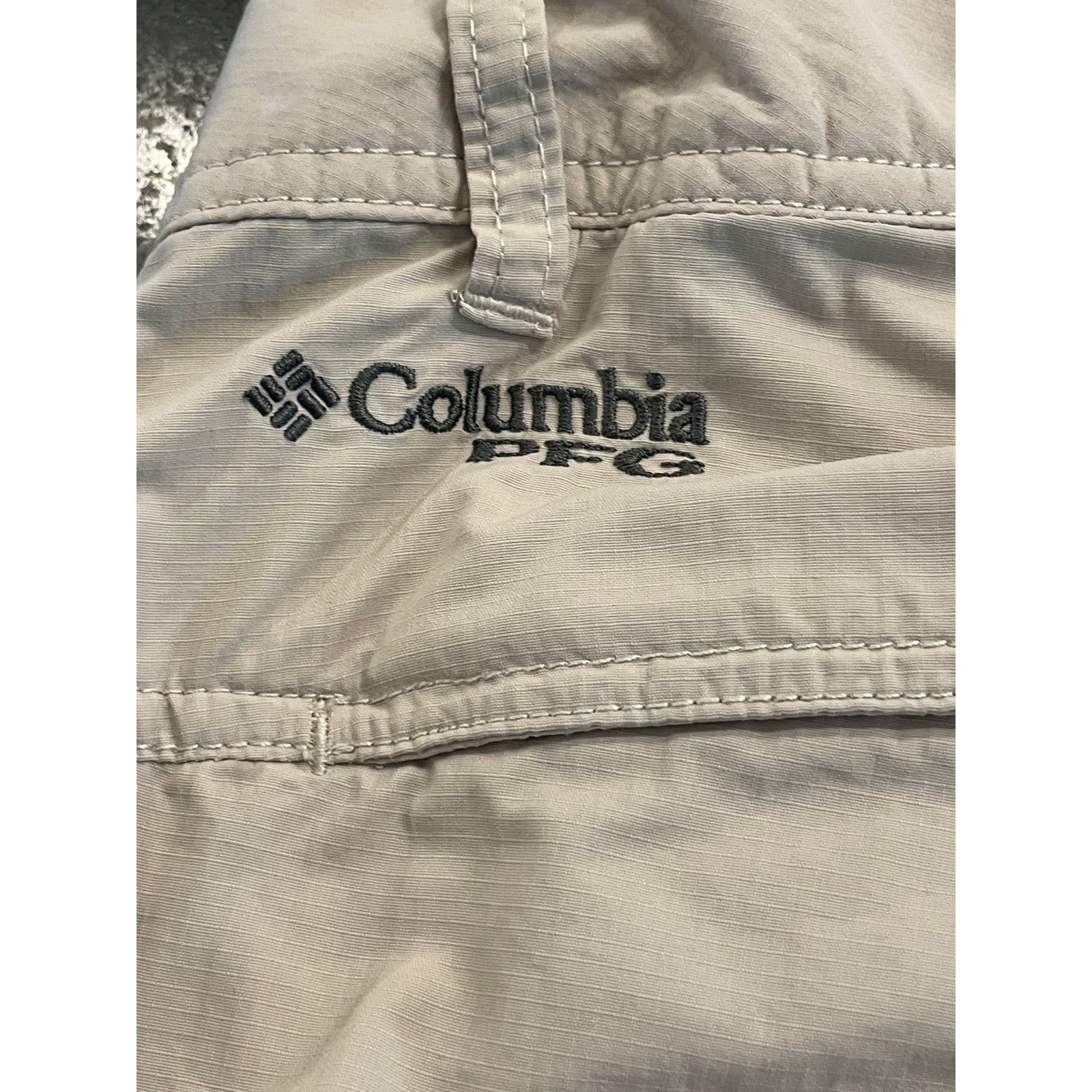 Columbia Columbia PFG omnishade convertible tan pants 14REG Size 36" / US 14 / IT 50 - 8 Thumbnail