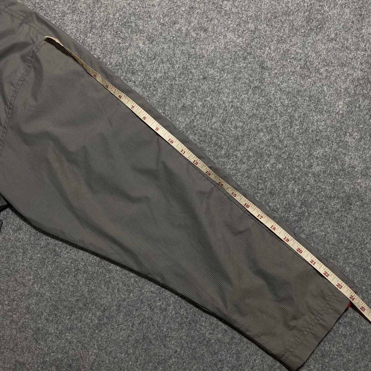 Nike Rare Nike Asymmetrical Hex Zip Jacket Y2K Ninja Pocket Neck Size US L / EU 52-54 / 3 - 19 Thumbnail