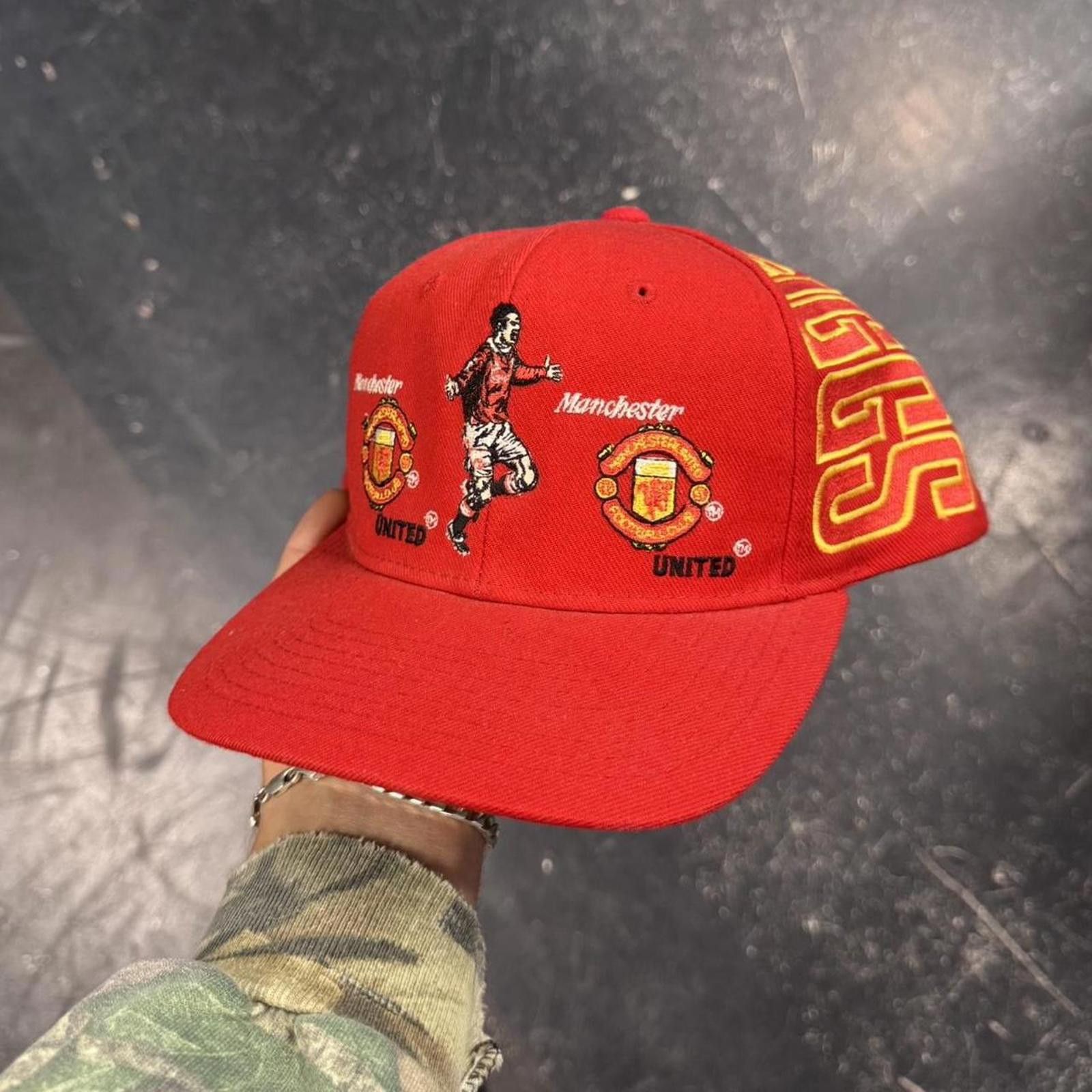 Vintage 90s Ryan Giggs Manchester FIFA Hat Size ONE SIZE - 1 Thumbnail