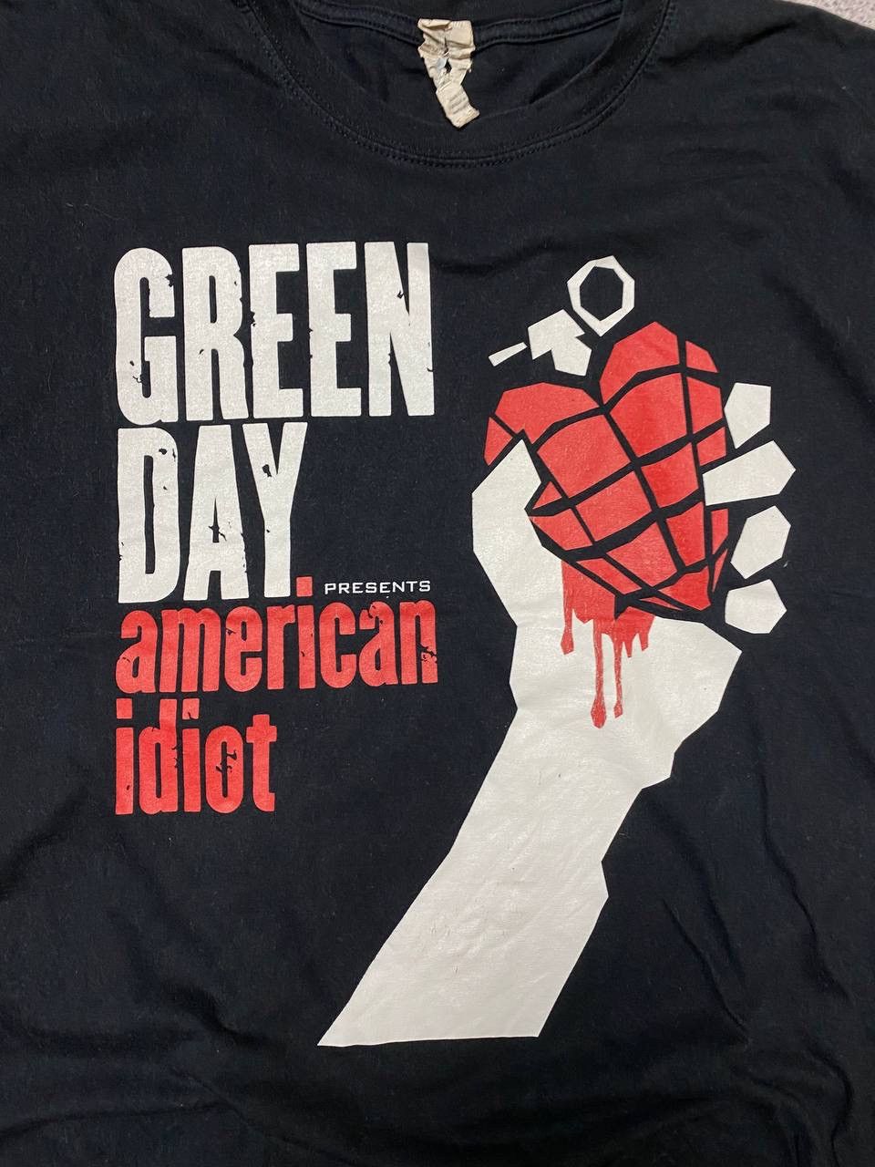 Band Tees × Gildan × Vintage Vintage Green Day American Idiot Black T-Shirt Size XL Size US XL / EU 56 / 4 - 4 Thumbnail