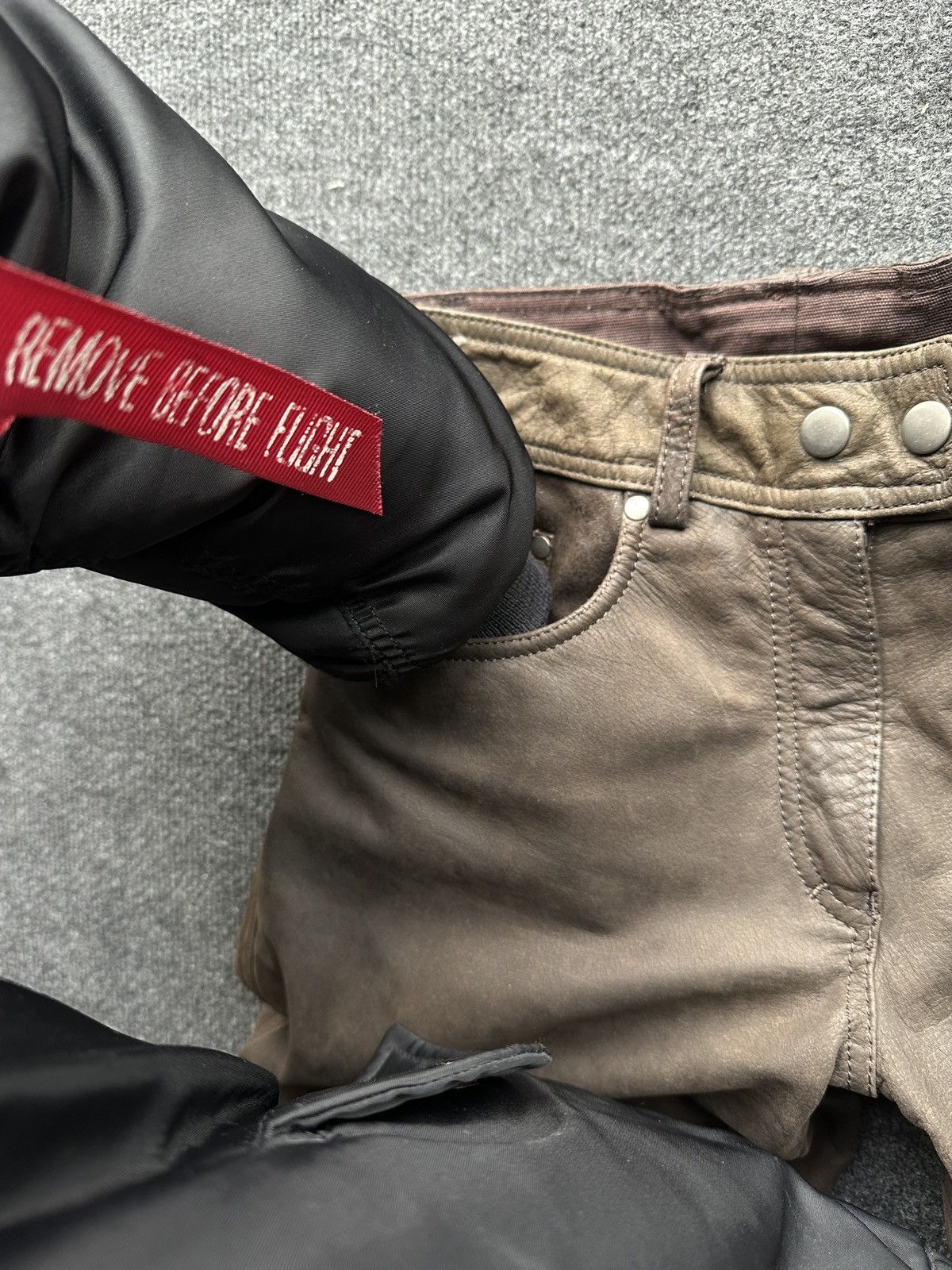 Other 🚨GRAIL MEN LEATHER PANTS Y2K WESTERN MOTORCYCLE Size US 29 - 11 Thumbnail