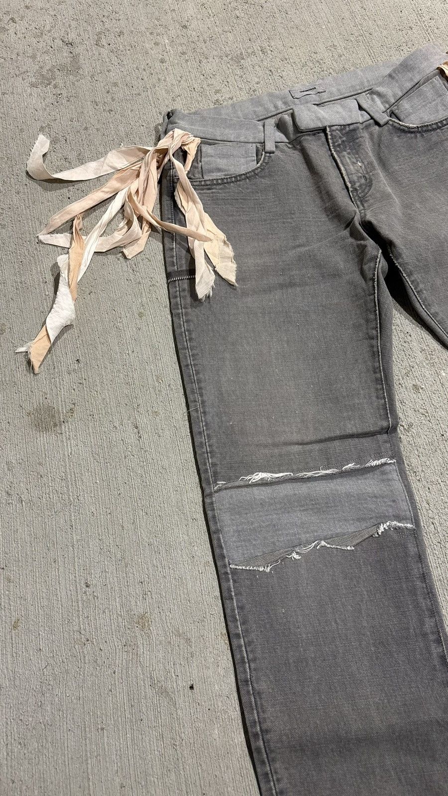 Jun Takahashi × Undercover Undercover SS2005 But Beautiful Fringe Denim Size US 32 / EU 48 - 2 Thumbnail