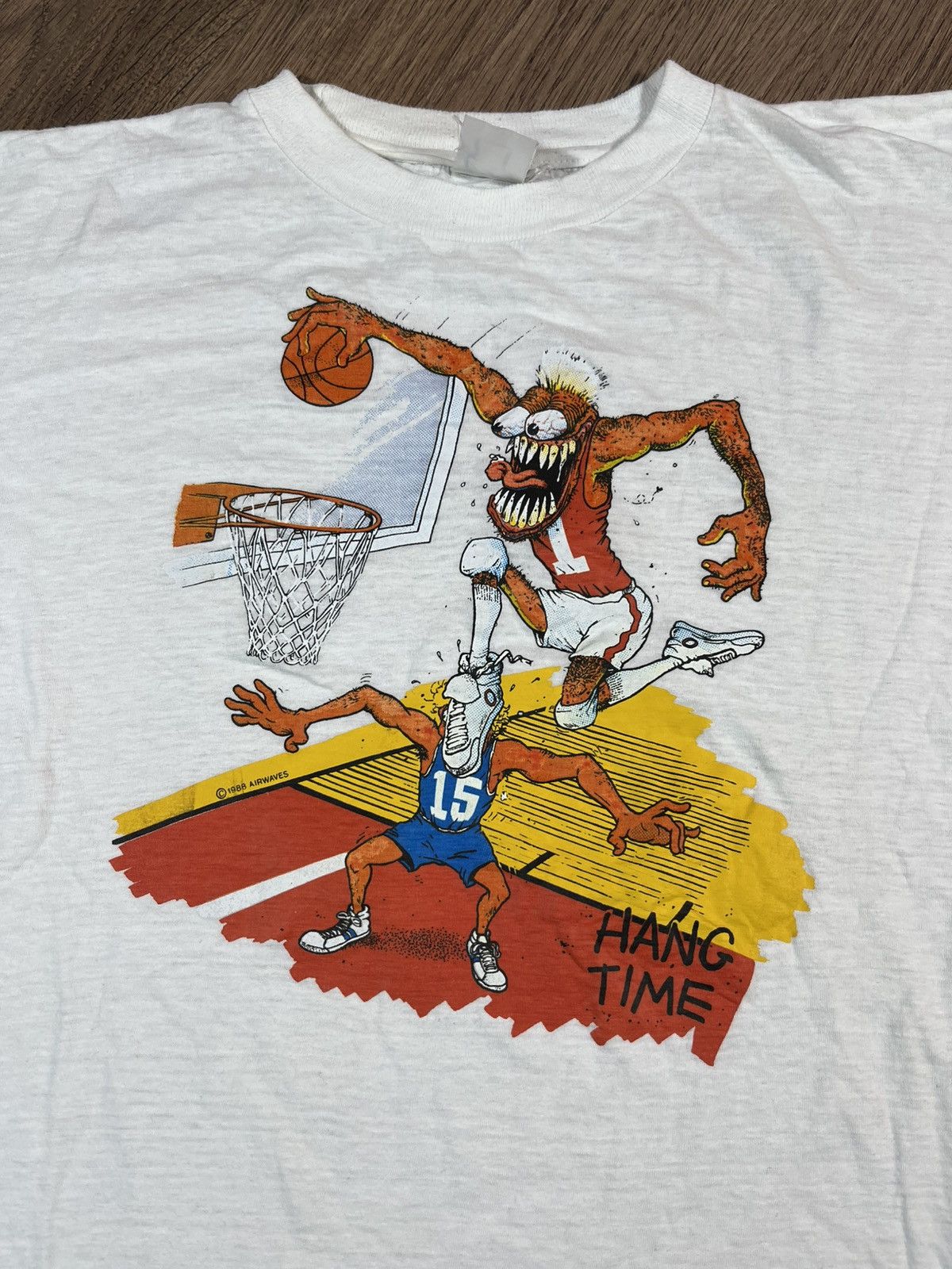 Band Tees Vintage 1988s Miller Hang Time Cartoon T Shirt Size US XL / EU 56 / 4 - 2 Thumbnail