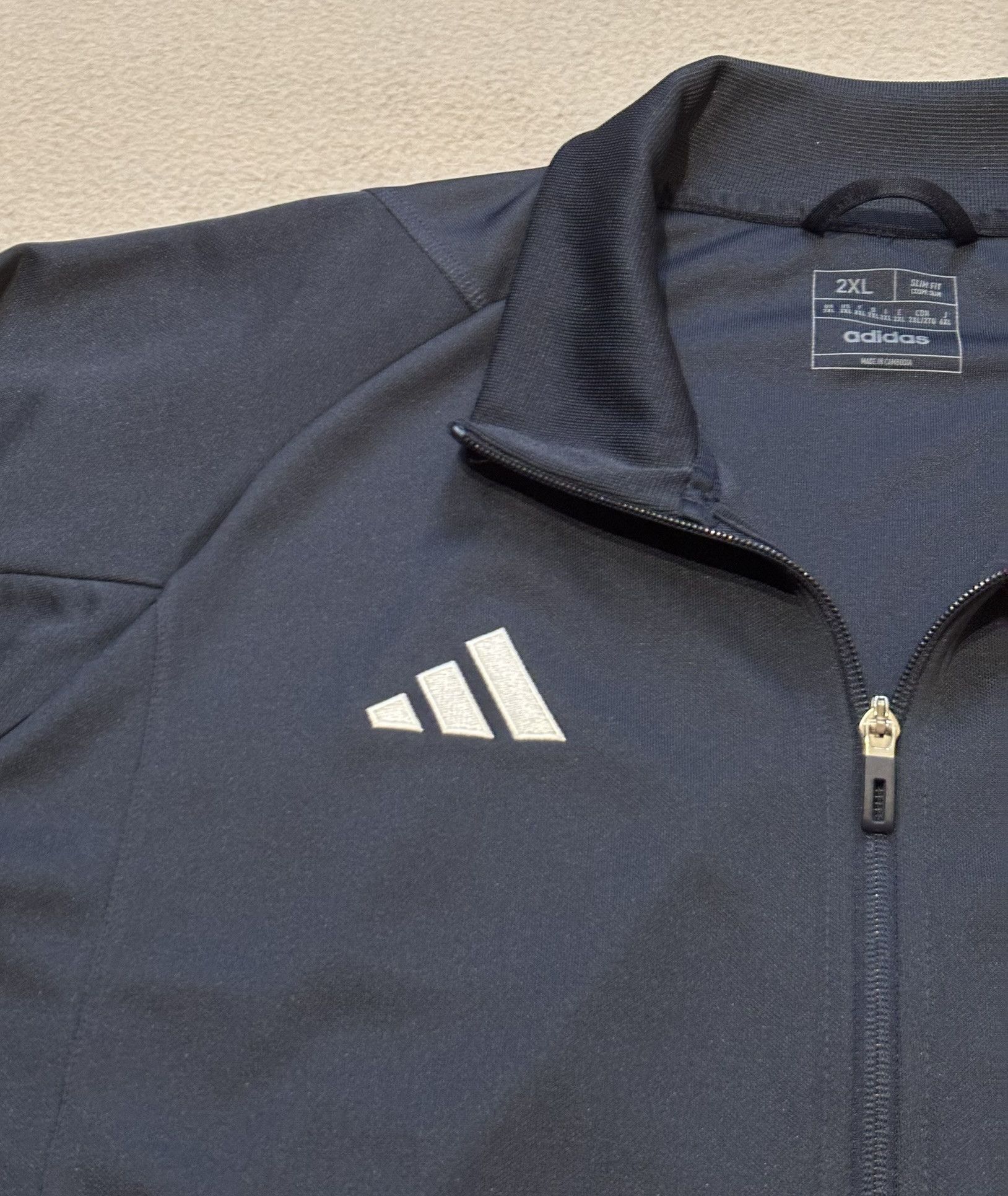 Adidas Real Madrid 2023/2024 Adidas Football Sweatshirt size 2XL Size US XXL / EU 58 / 5 - 6 Thumbnail