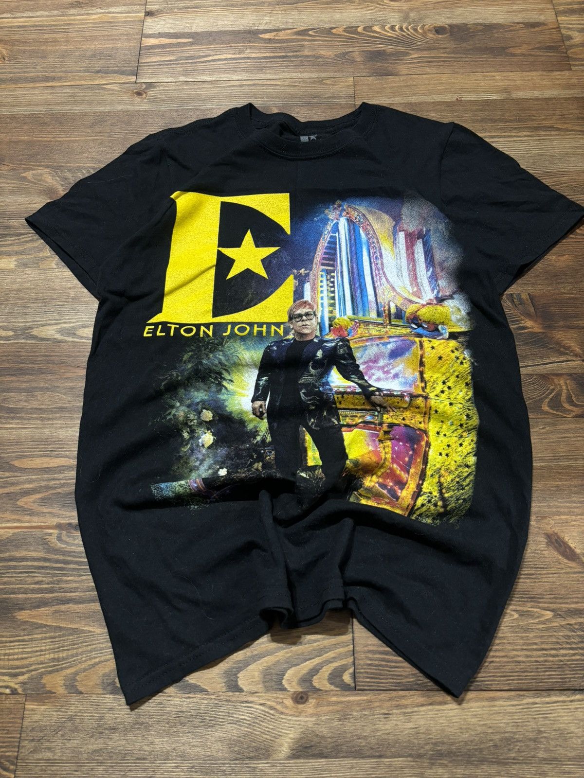 Band Tees × Vintage Elton John Farewell Yellow Brick road tour Tee Size US S / EU 44-46 / 1 - 1 Thumbnail
