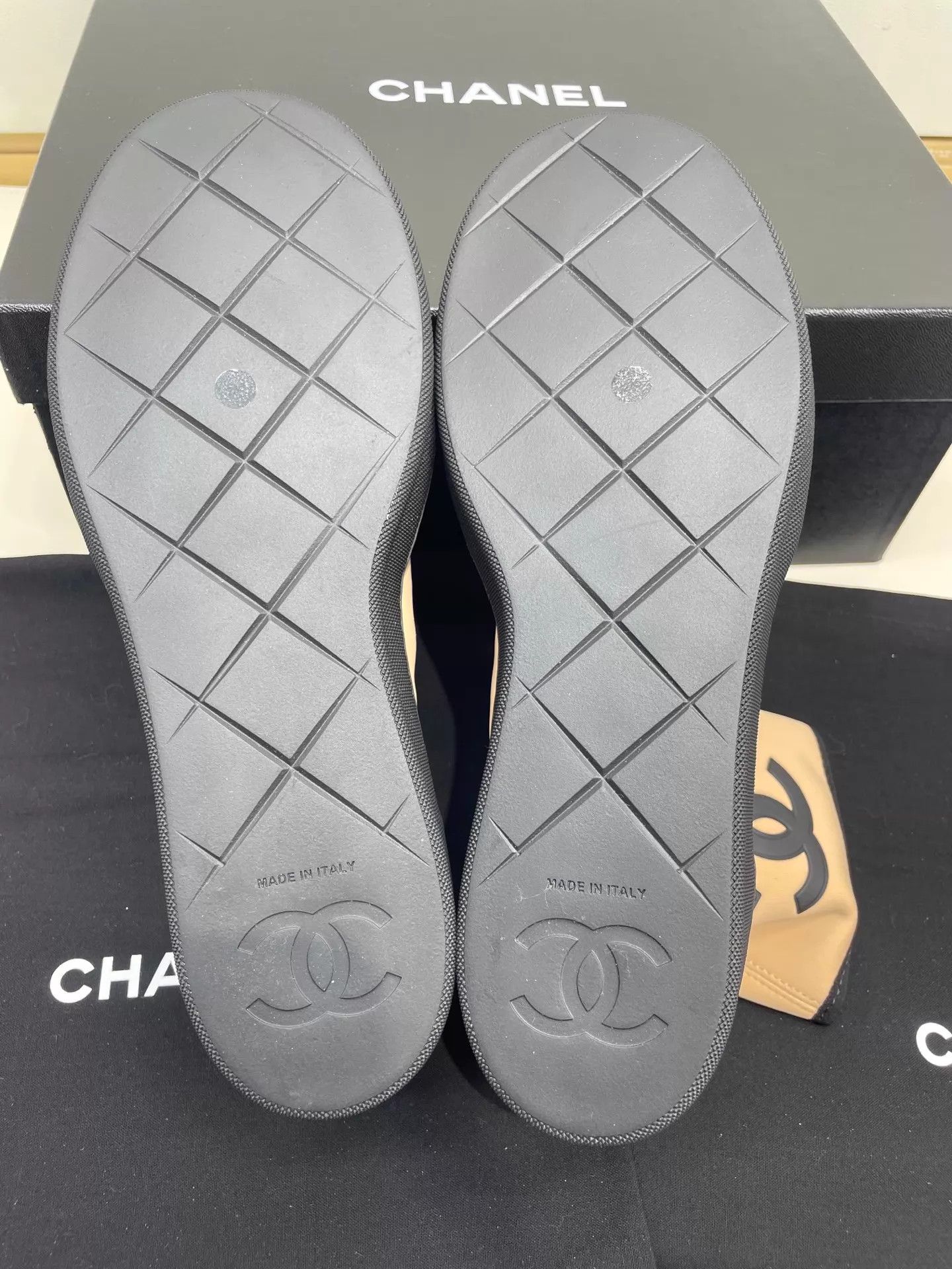 Chanel Chanel 26M Beach Short Boots 37 Like New Size US 6.5 / IT 36.5 - 3 Thumbnail