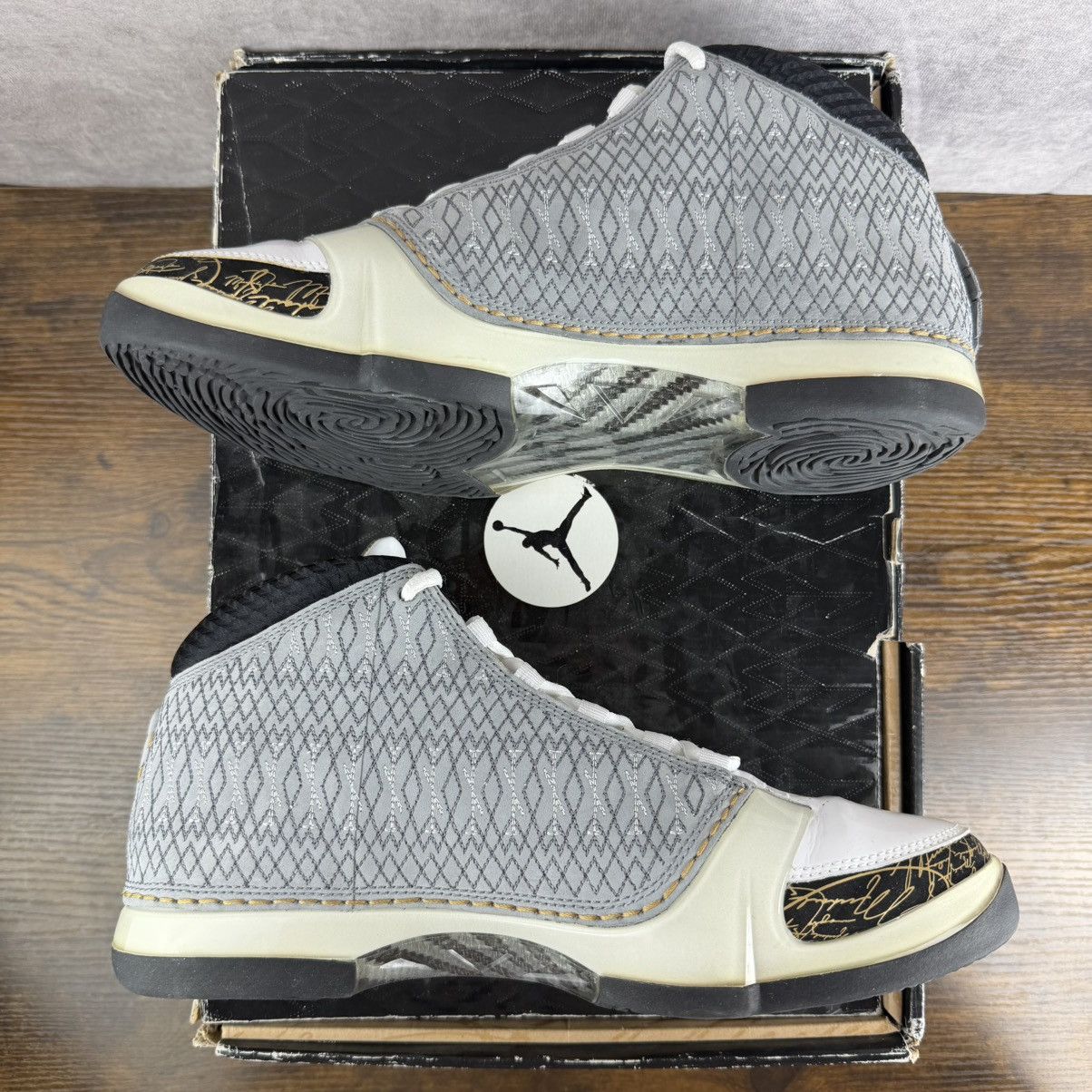 Jordan Brand Air Jordan 23 OG White Stealth Size 11 318376-102 Men’s Rare Size US 11 / EU 44 - 4 Thumbnail