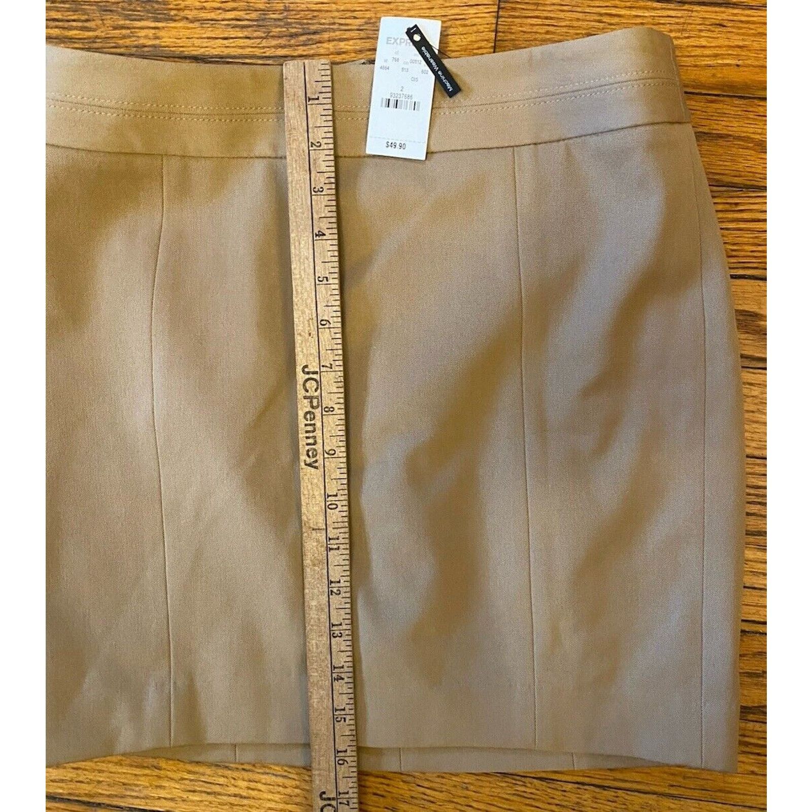 Express NWT Express Mini Lined Skirt Women’s 2 $50 Machine Washable Size 26" / US 2 / IT 38 - 7 Thumbnail