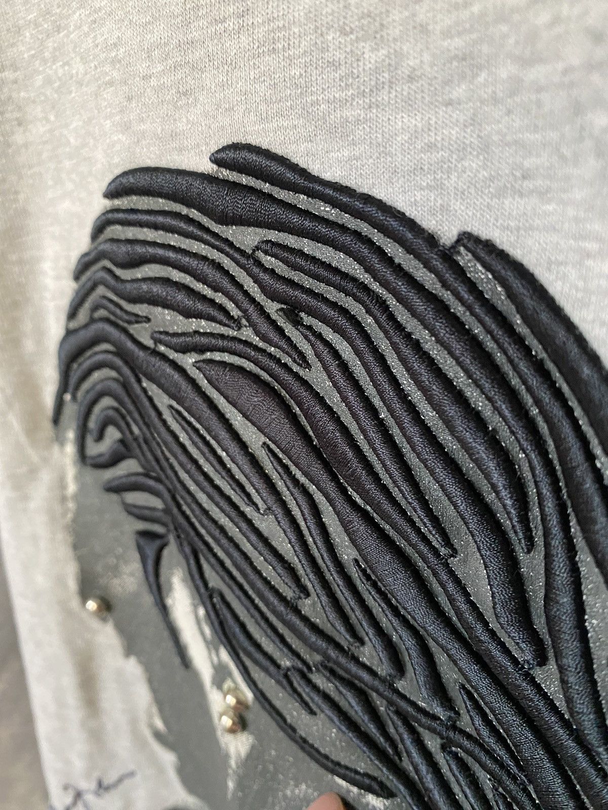Japanese Brand 2000s Sean John Tribal tattoo embroidered hair tee Size US XL / EU 56 / 4 - 6 Thumbnail