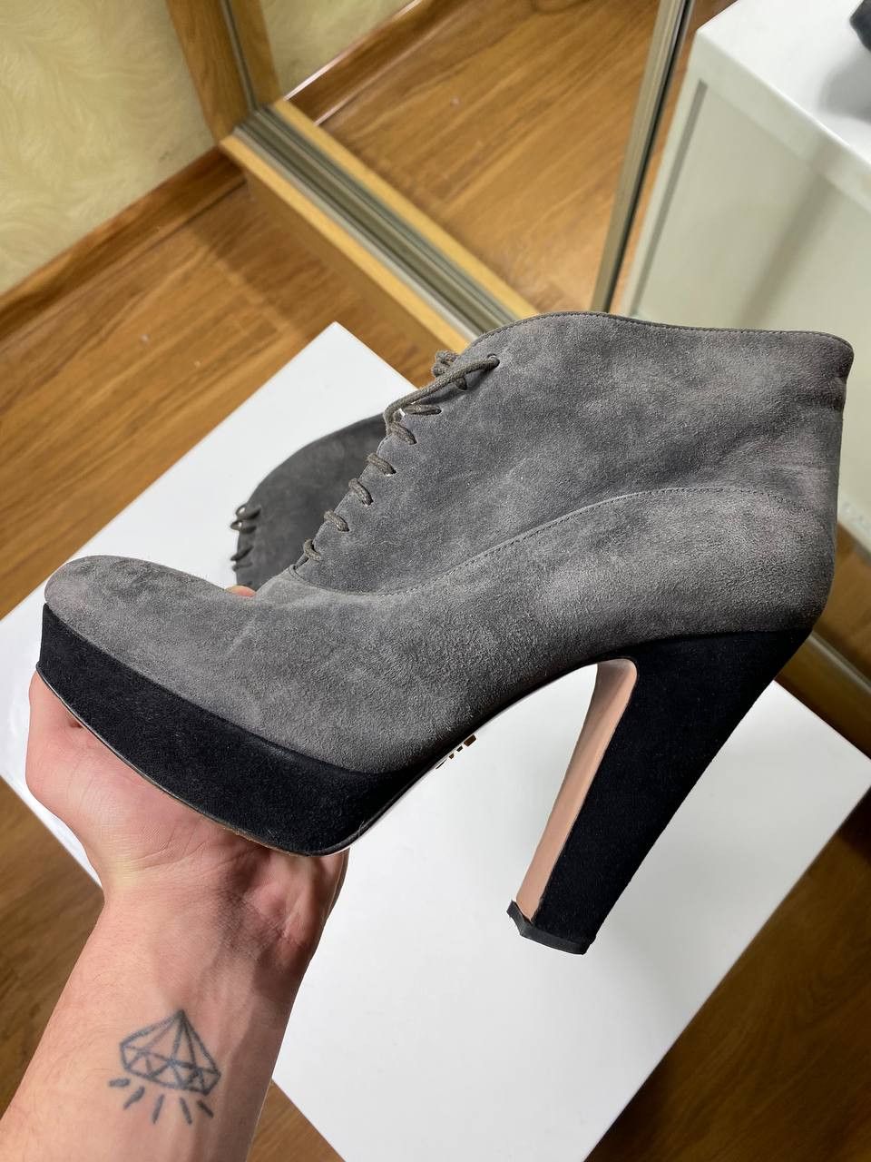 Prada VINTAGE PRADA BOOTS WOMENS SIZE 40 Size US 9 / IT 39 - 5 Thumbnail