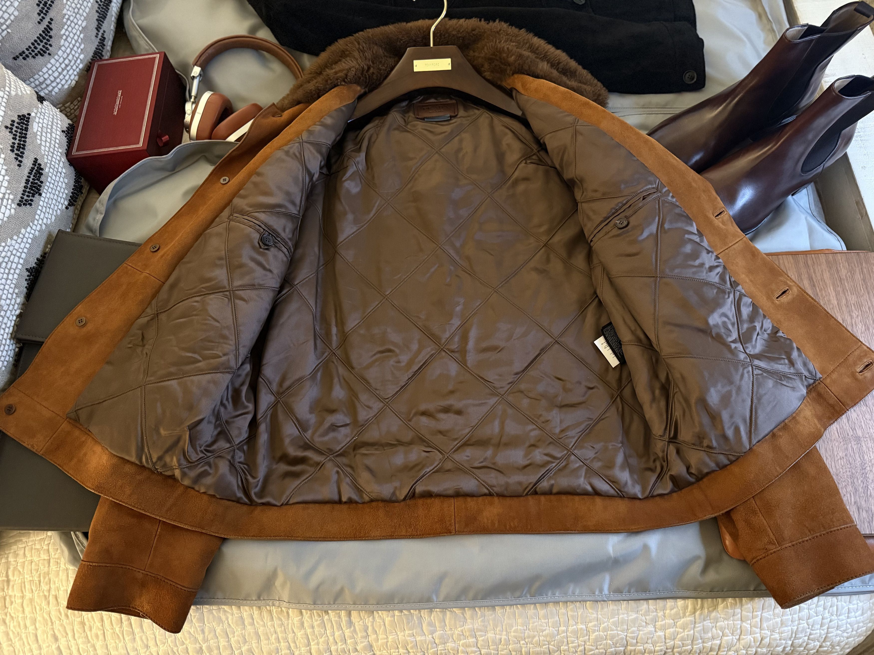 Prada Ultimate Rare $10,500 w/tax Shearling Collar Burnished Suede Size US L / EU 52-54 / 3 - 19 Thumbnail