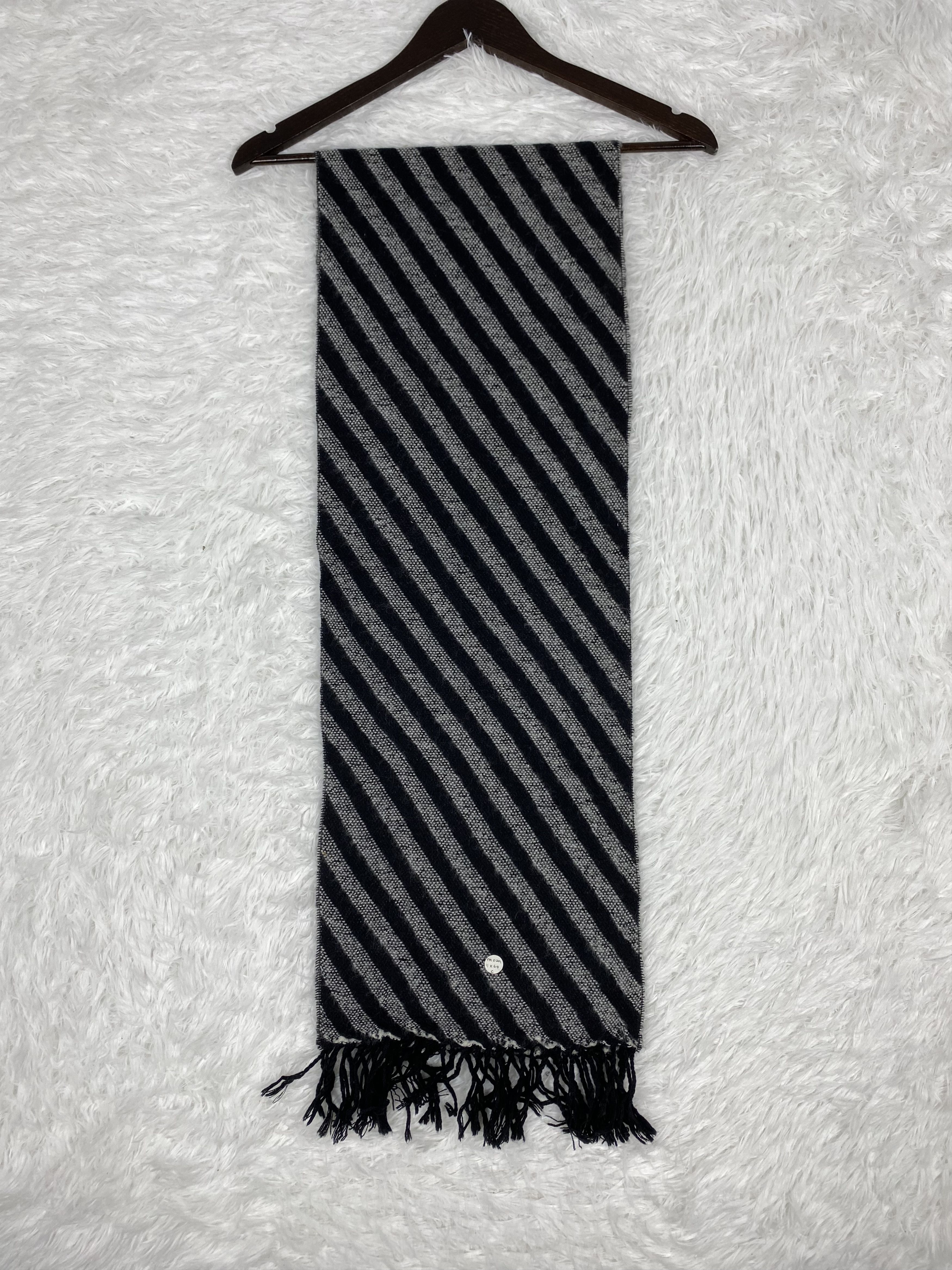 Japanese Brand Vintage Japanese Brand Scarf / Muffler Neckwear PM0201 Size ONE SIZE - 5 Thumbnail