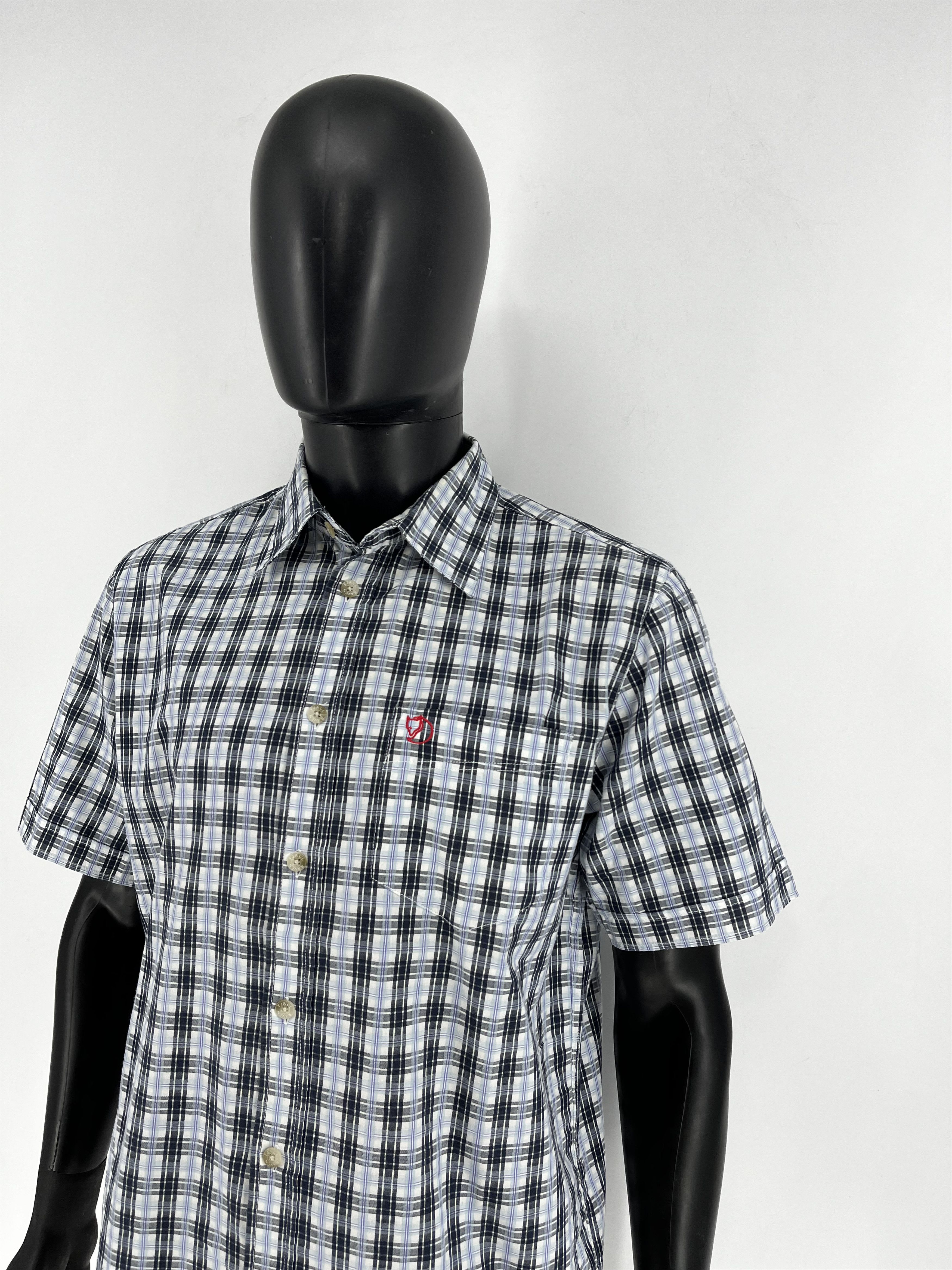 Fjallraven Fjall Raven Short Sleeve Streetwear Outdoor Shirt Size L Size US L / EU 52-54 / 3 - 4 Thumbnail