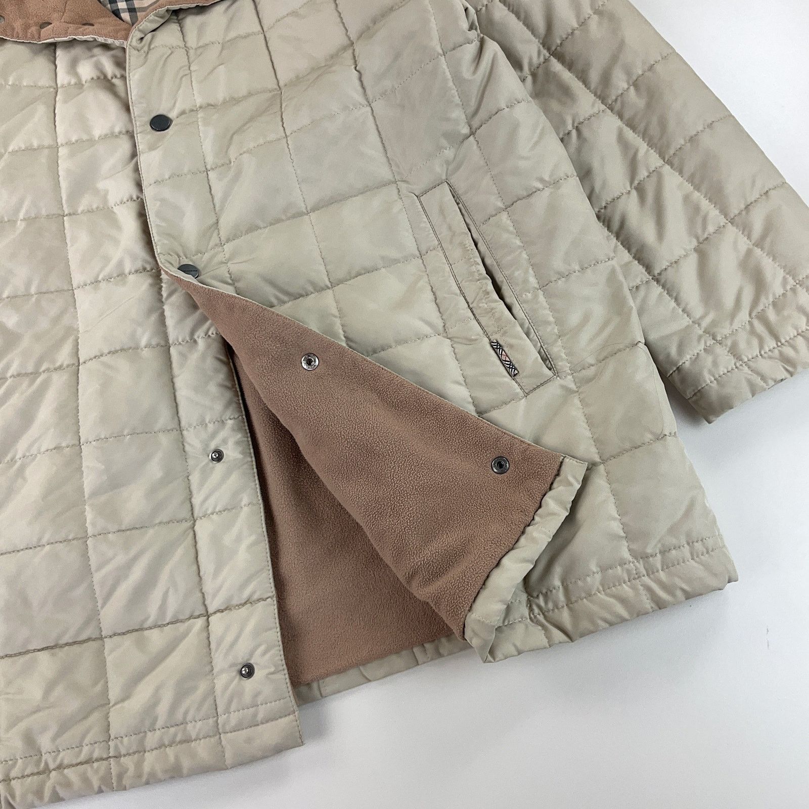 Burberry Vintage Burberry Quilted long Jacket Beige Novacheck Large Size US L / EU 52-54 / 3 - 3 Thumbnail