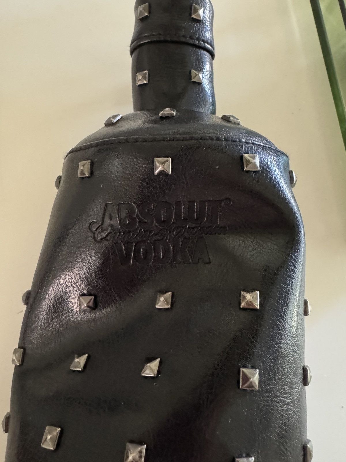 Other rare, limited-edition Absolut Vodka Rock bottle cover Size ONE SIZE - 2 Thumbnail