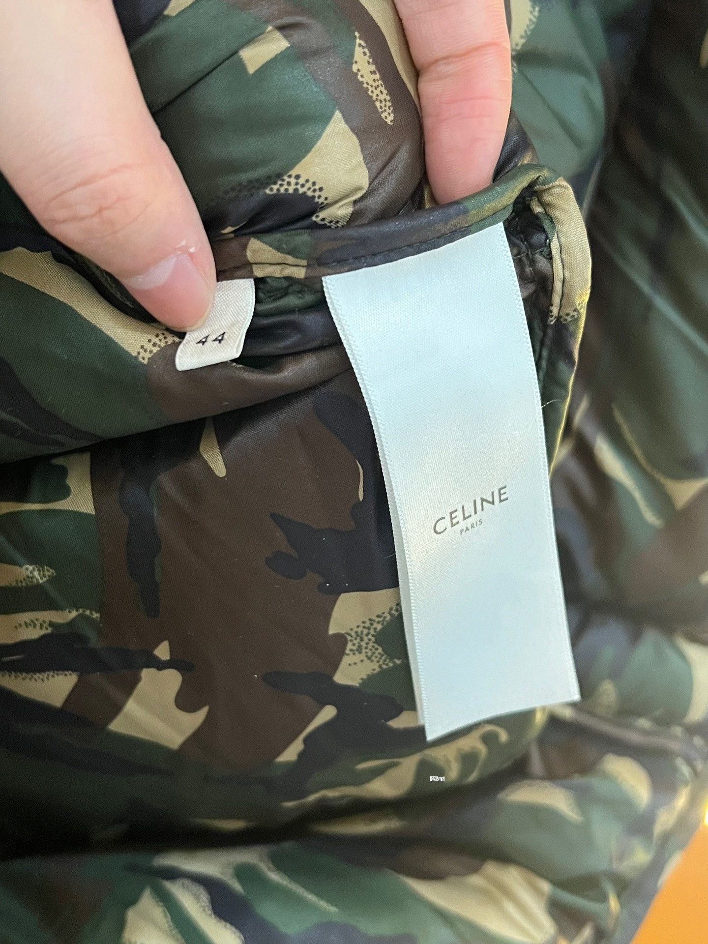 Celine Celine Camouflage Down Vest Size US S / EU 44-46 / 1 - 3 Thumbnail