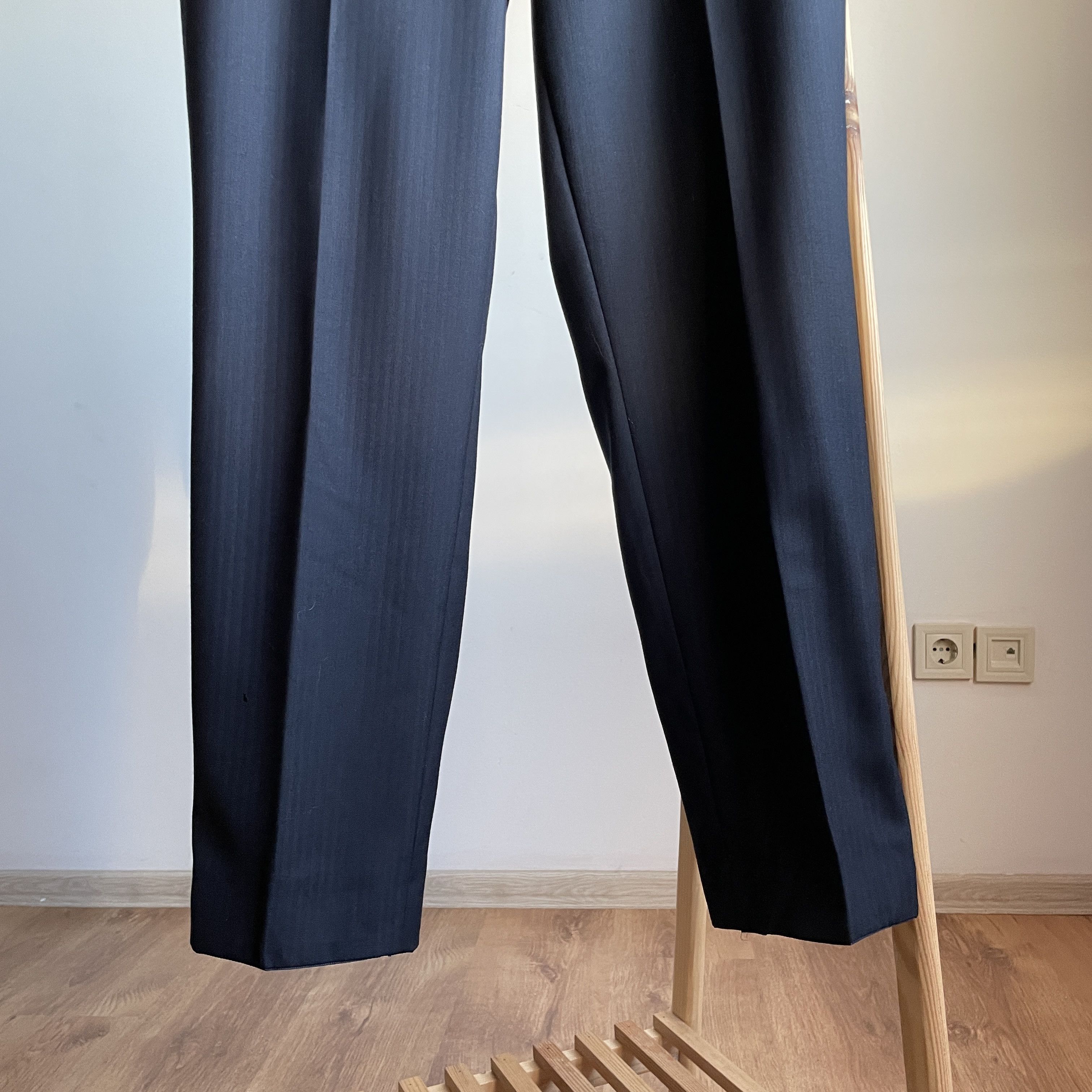 SCABAL Scabal Herringbone Wool 3 Button Wool Navy Suit Size EUR 50 Size 40R - 15 Thumbnail