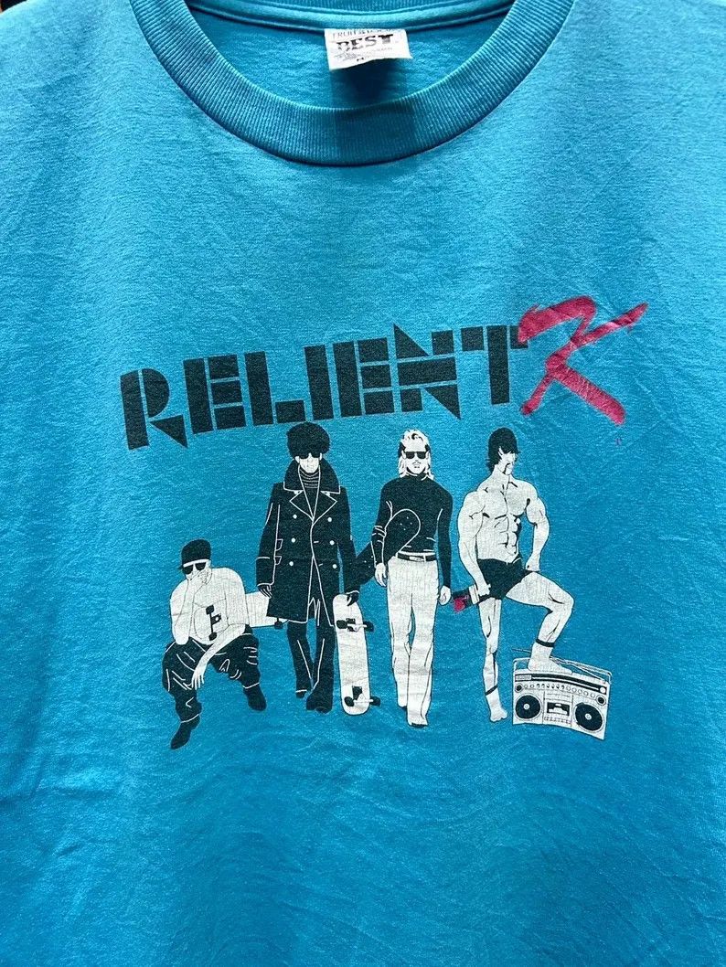 Vintage Vintage 2000s Relient K Band tshirt size M Size US M / EU 48-50 / 2 - 3 Thumbnail