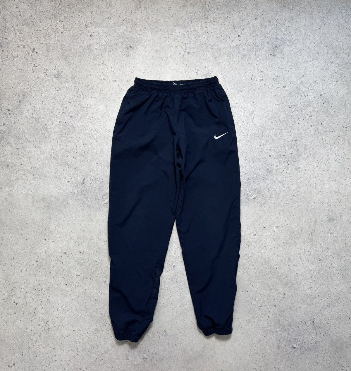 Nike Nike Nylon Vintage Baggy Track Pants Drill Swoosh Y2K Blue Size US 32 / EU 48 - 1 Thumbnail